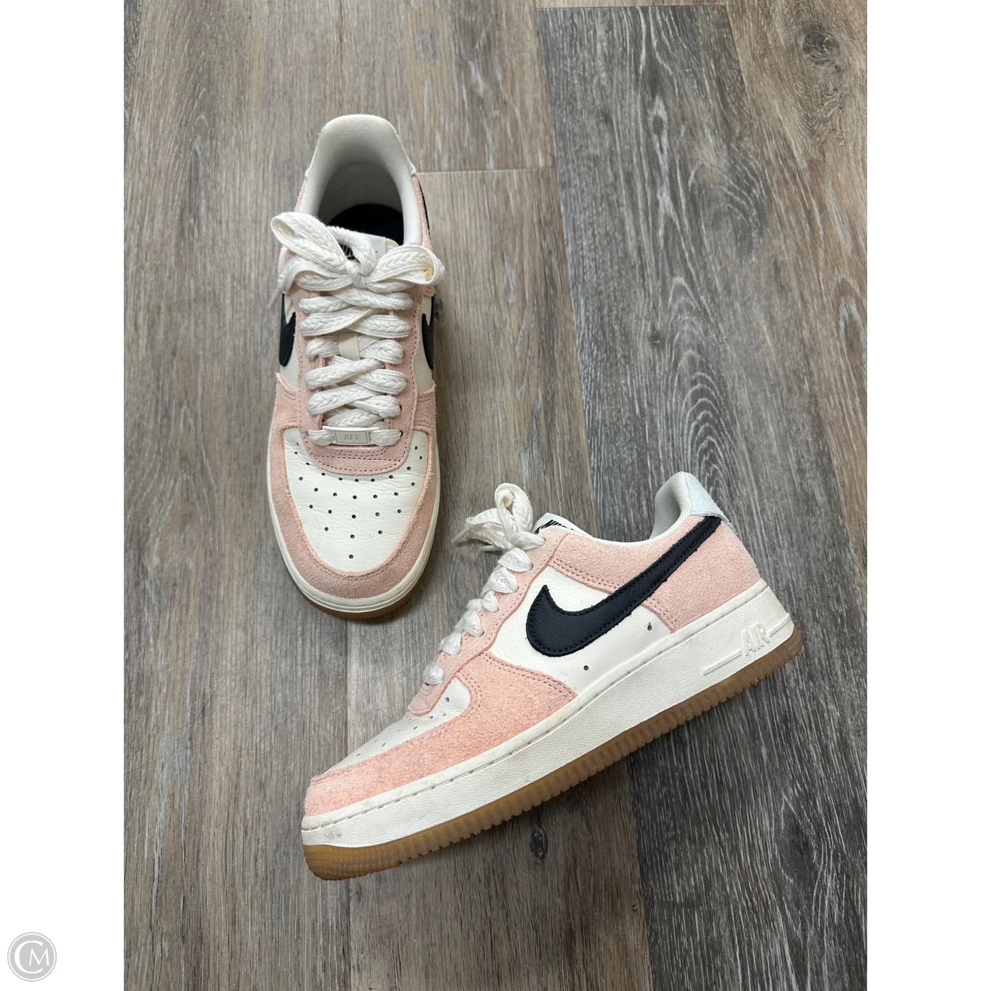 Shoes Sneakers By Nike In Pink & White, Size: 7.5