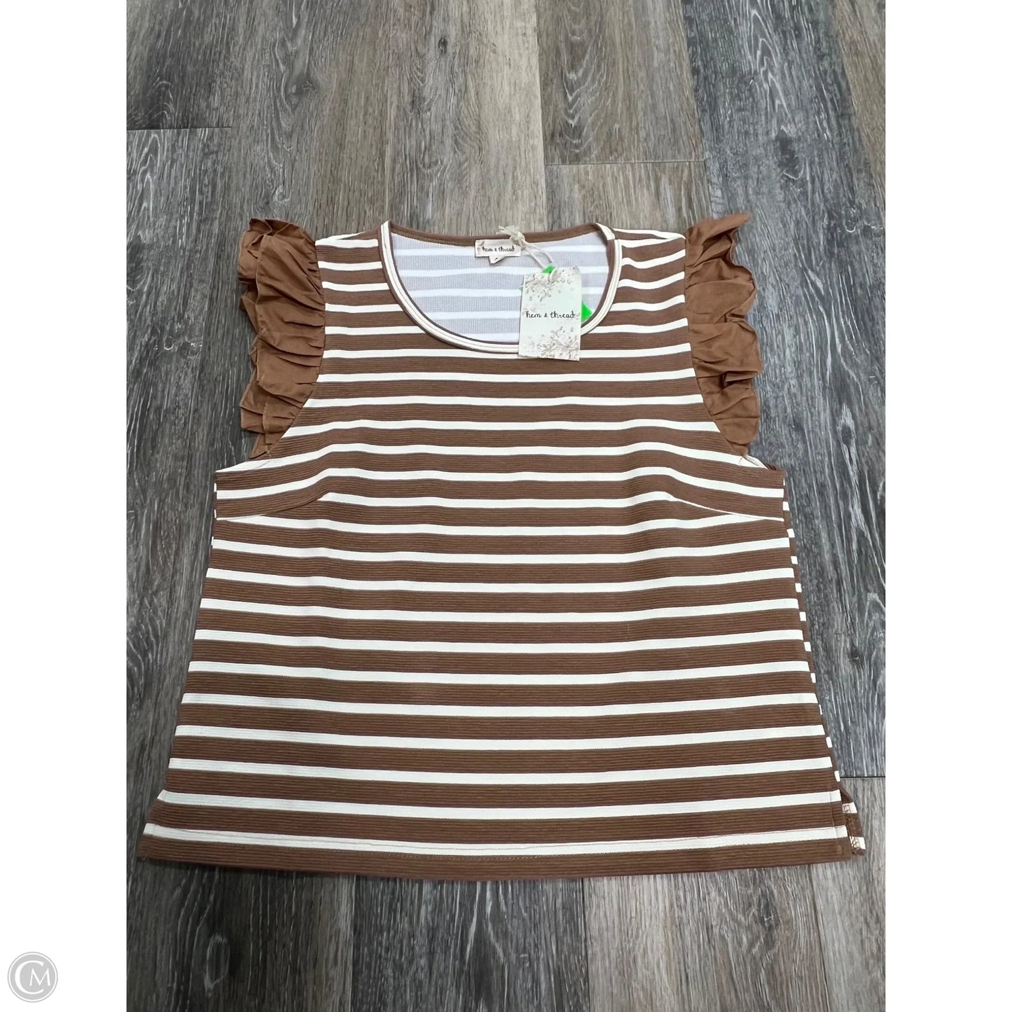 Top Sleeveless By Hem & Thread In Tan, Size: M