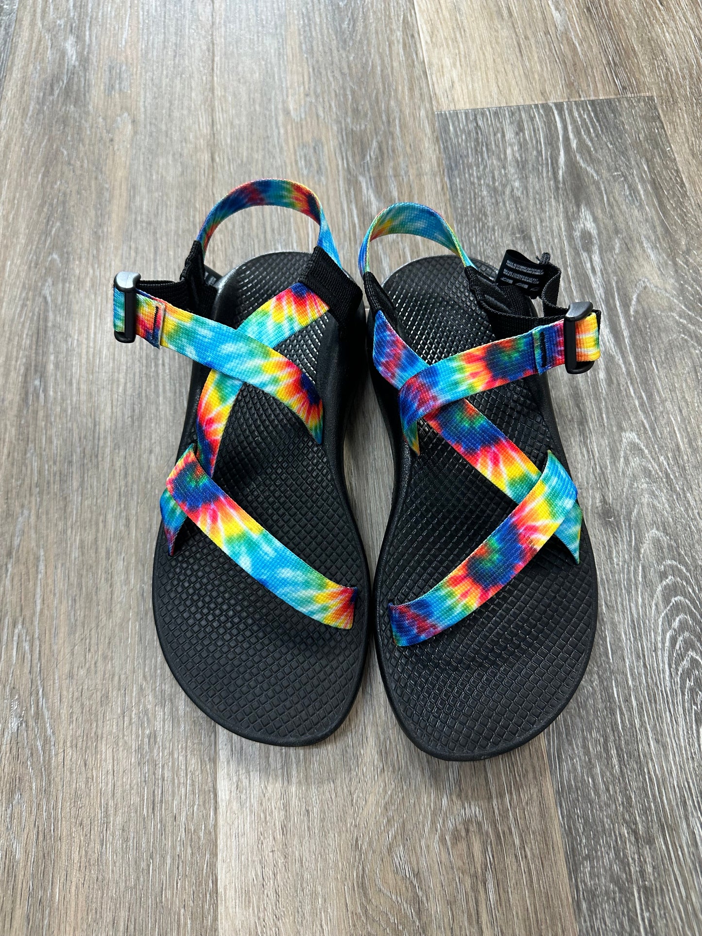 Sandals Flats Chacos, Size 9