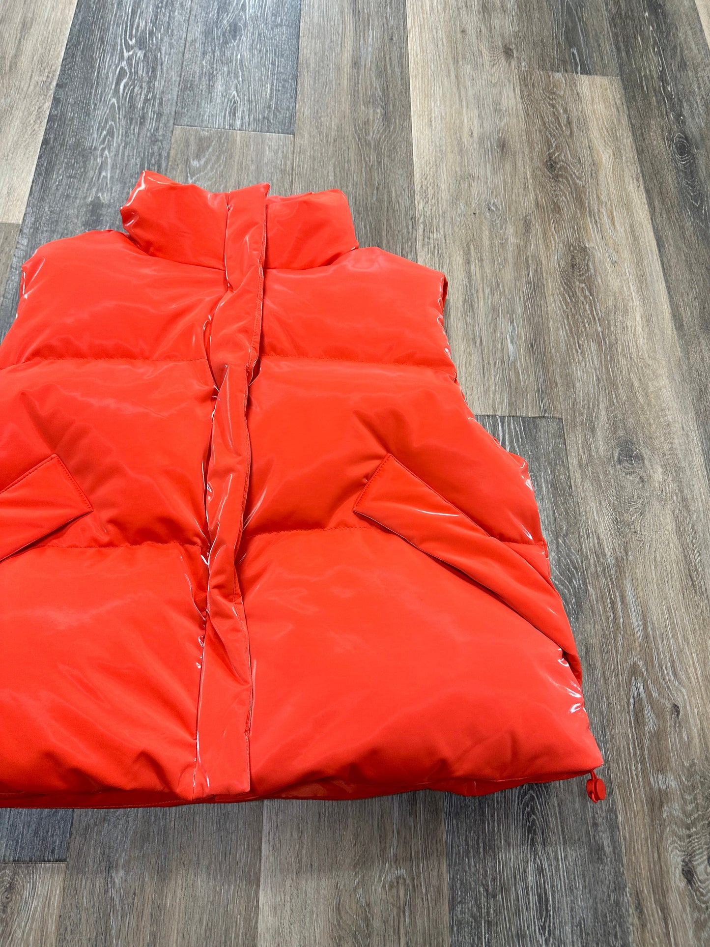 Orange Vest Puffer & Quilted Easel, Size L
