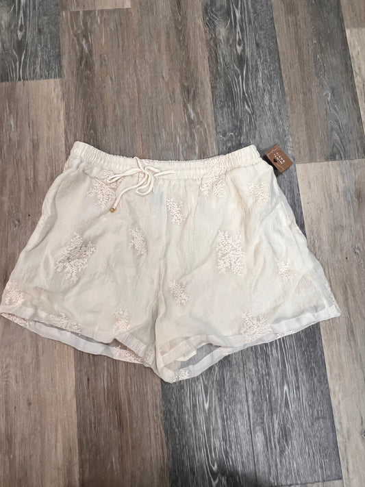 Shorts By Taelynn In Cream, Size: L