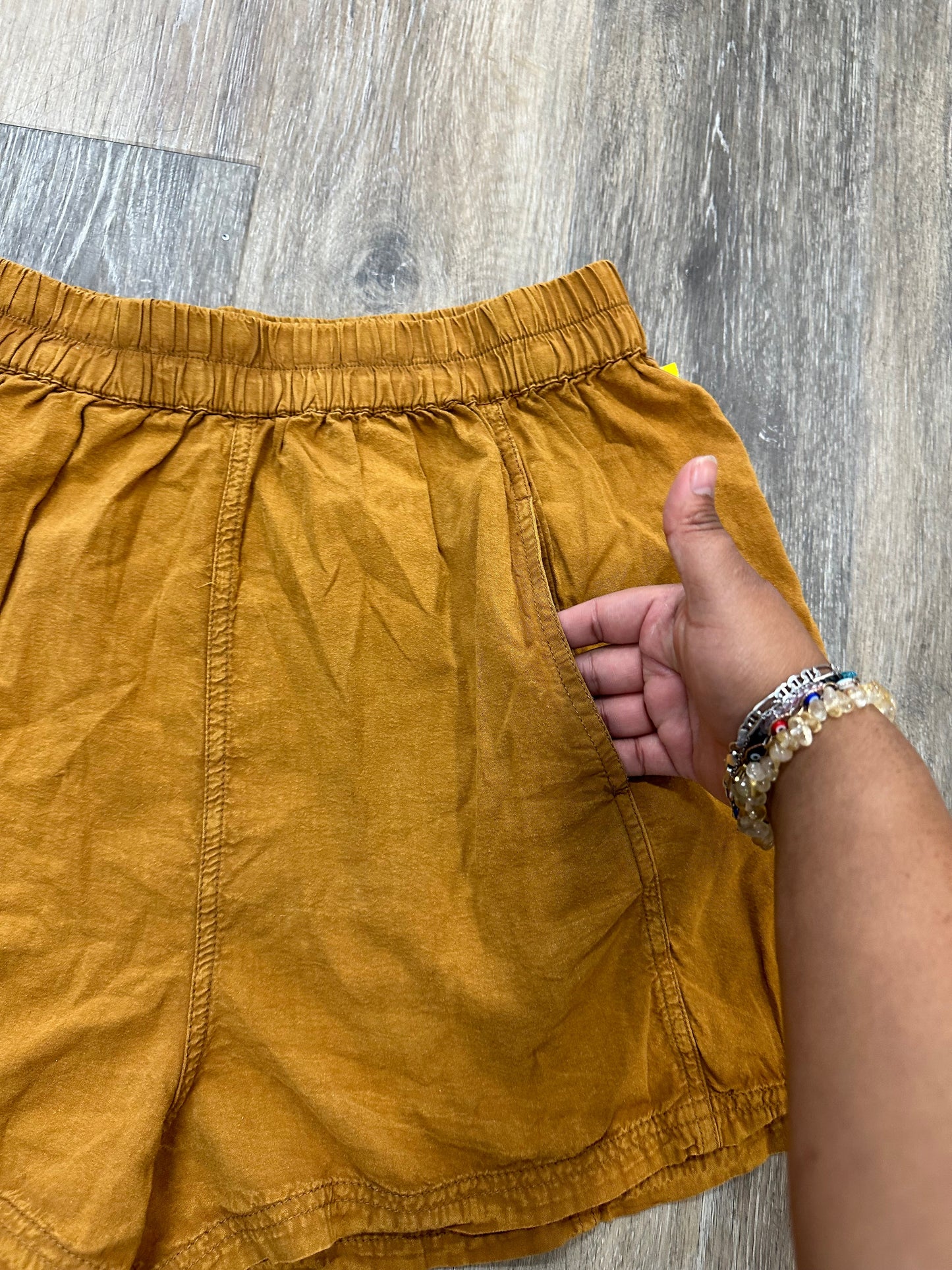 Shorts By Free People In Yellow, Size: L