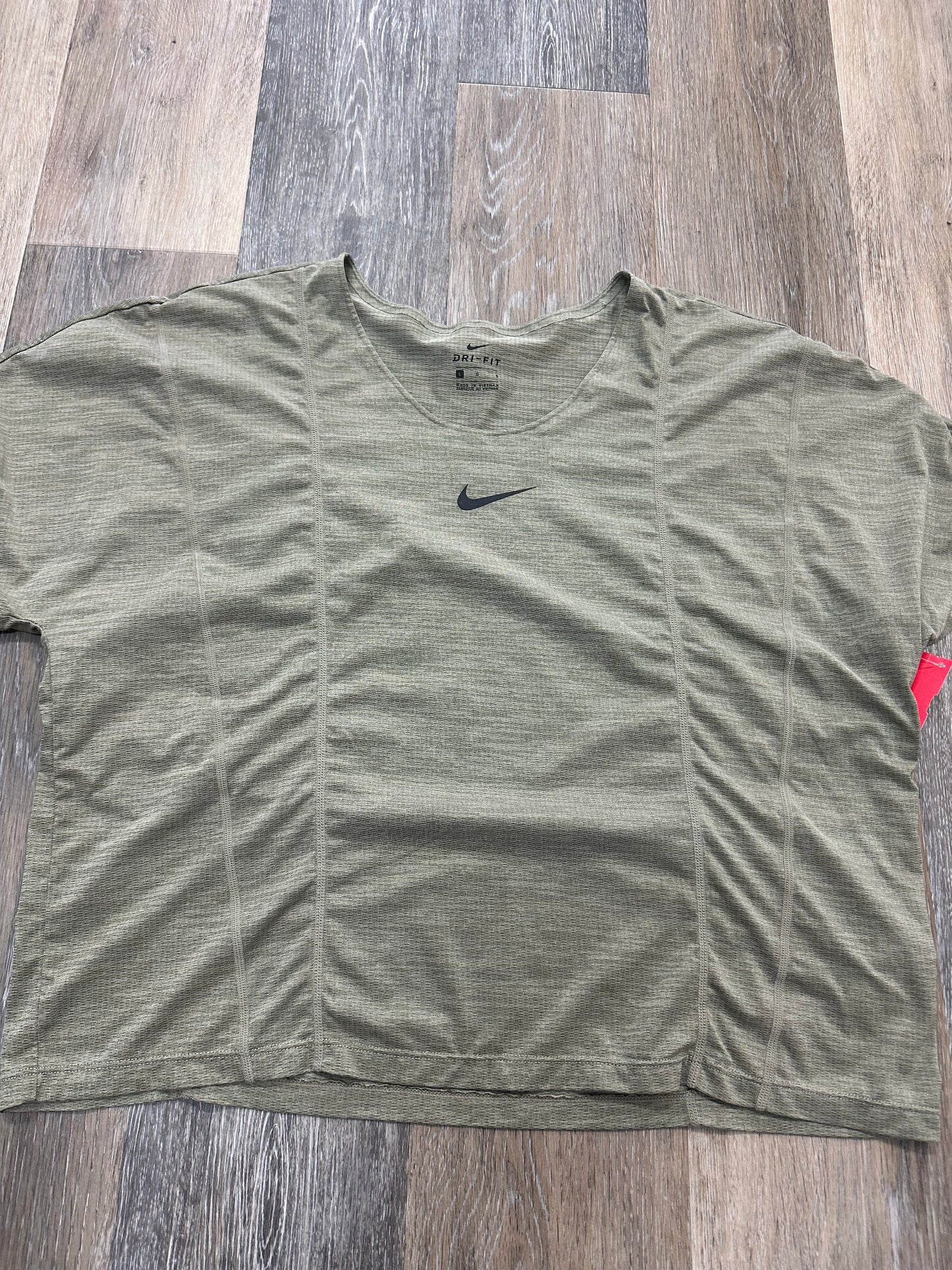 Green Athletic Top Short Sleeve Nike Apparel, Size L