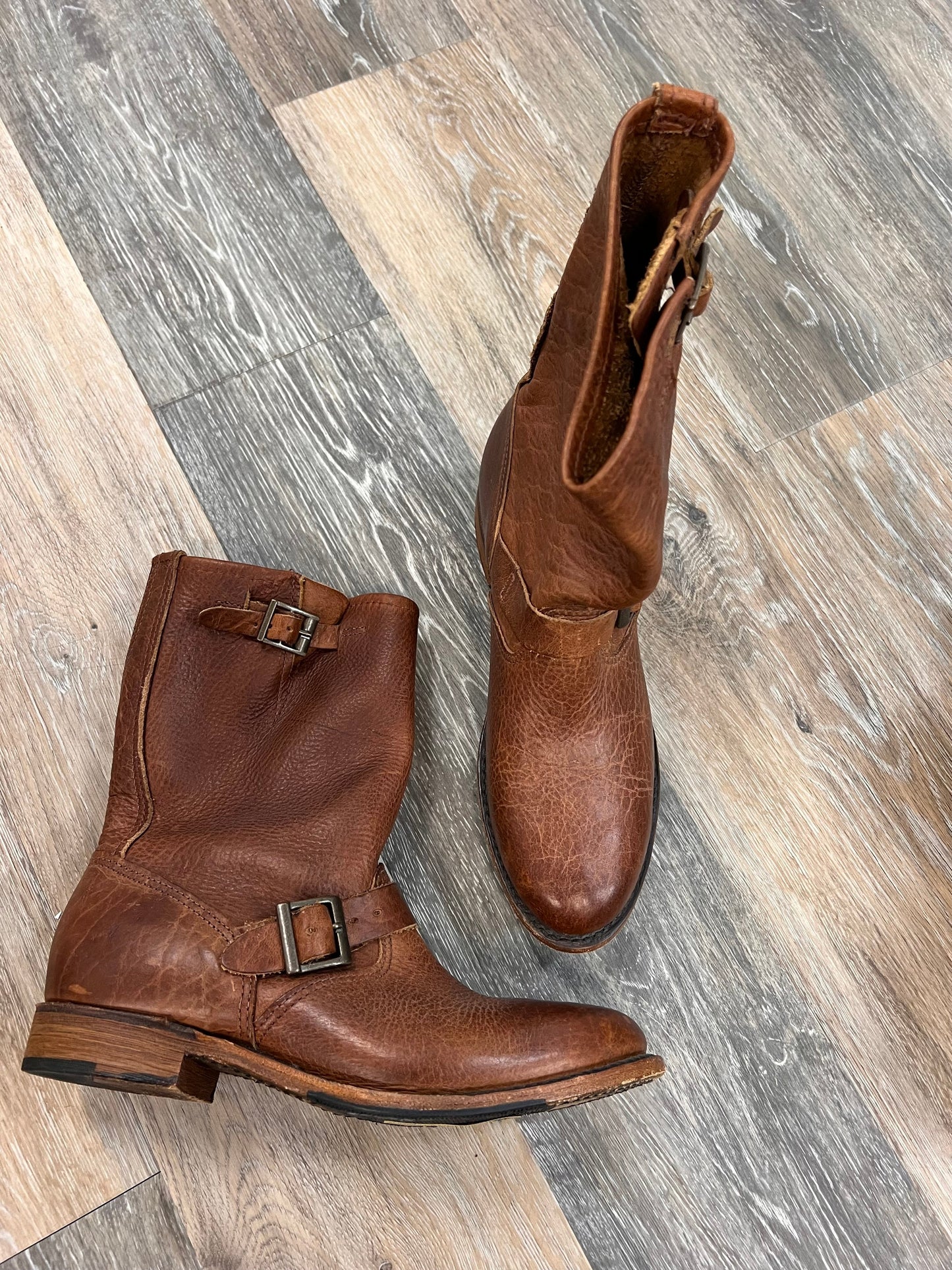 Boots Leather By Vintage Shoe Company In Tan, Size: 8.5