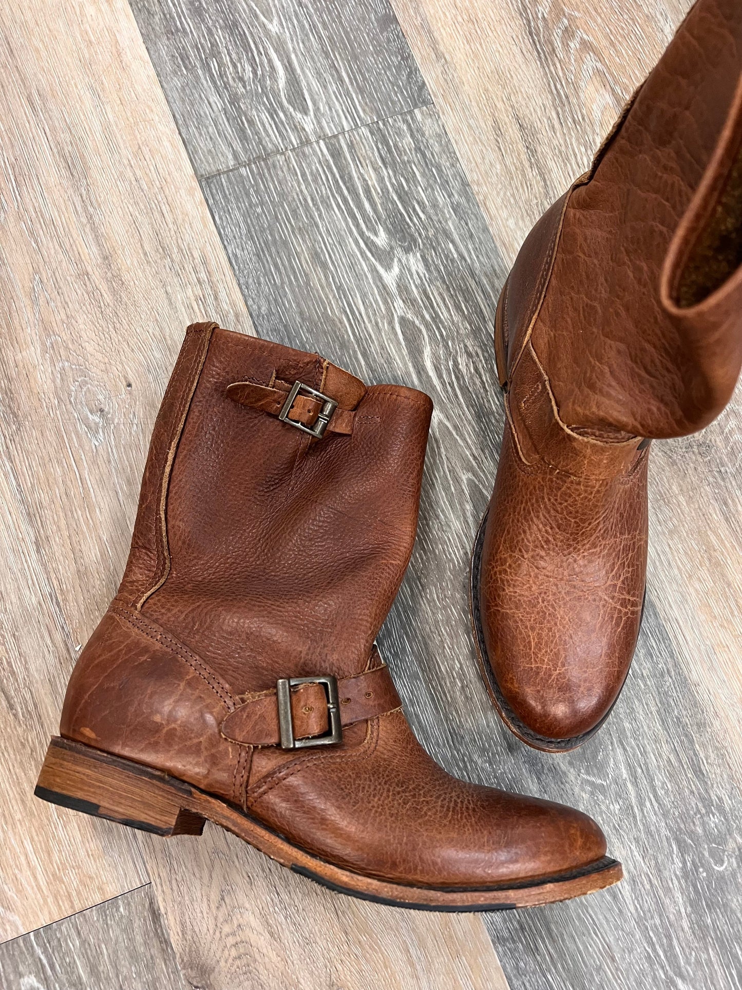 Boots Leather By Vintage Shoe Company In Tan, Size: 8.5