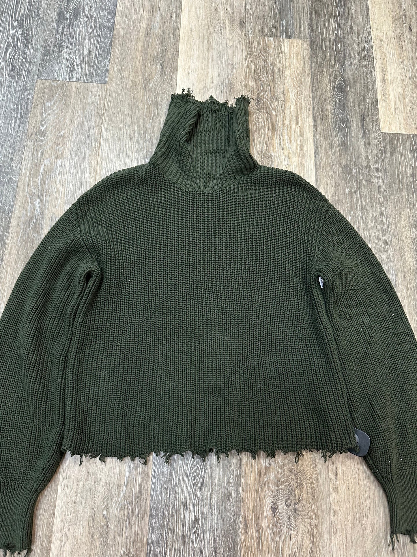 Sweater By 525 In Green, Size: M