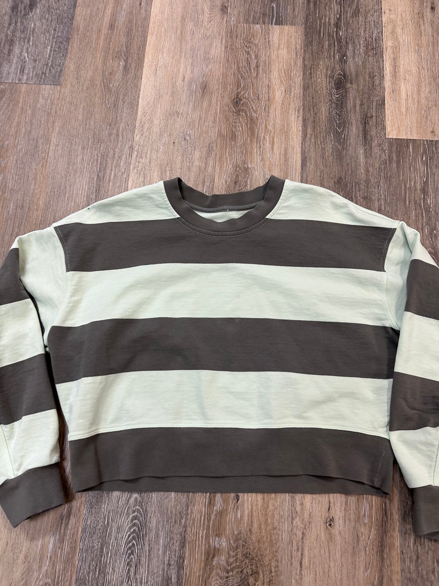 Athletic Sweatshirt Crewneck By Lululemon In Striped Pattern, Size: 6