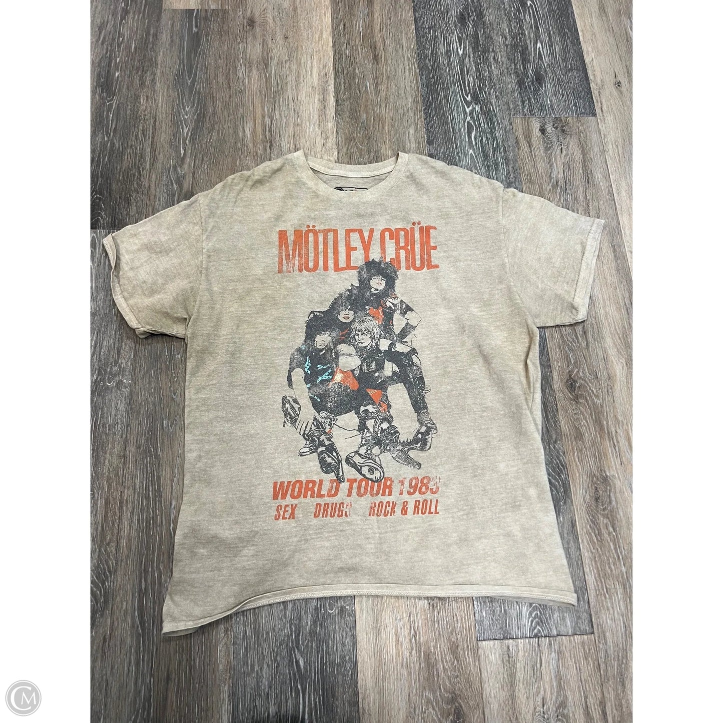 Top Short Sleeve By Global In Tan, Size: M