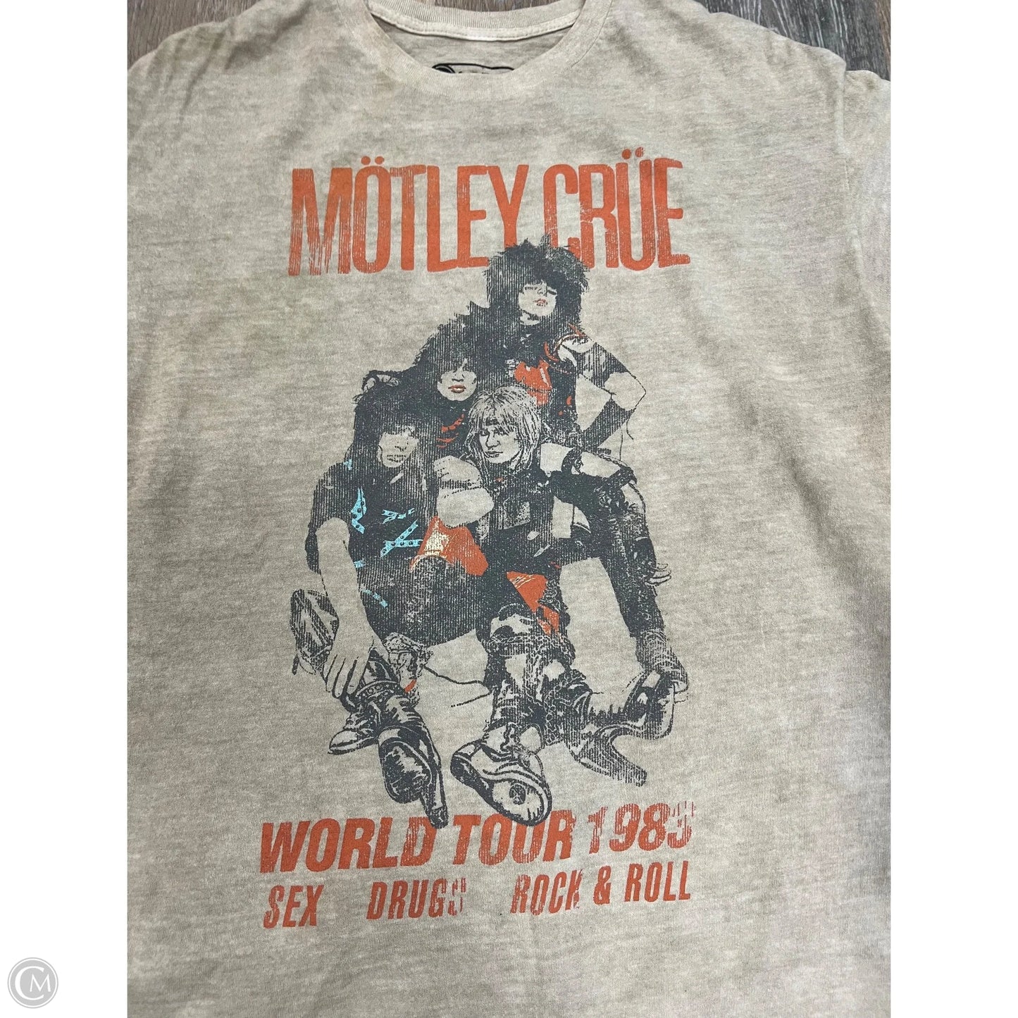 Top Short Sleeve By Global In Tan, Size: M