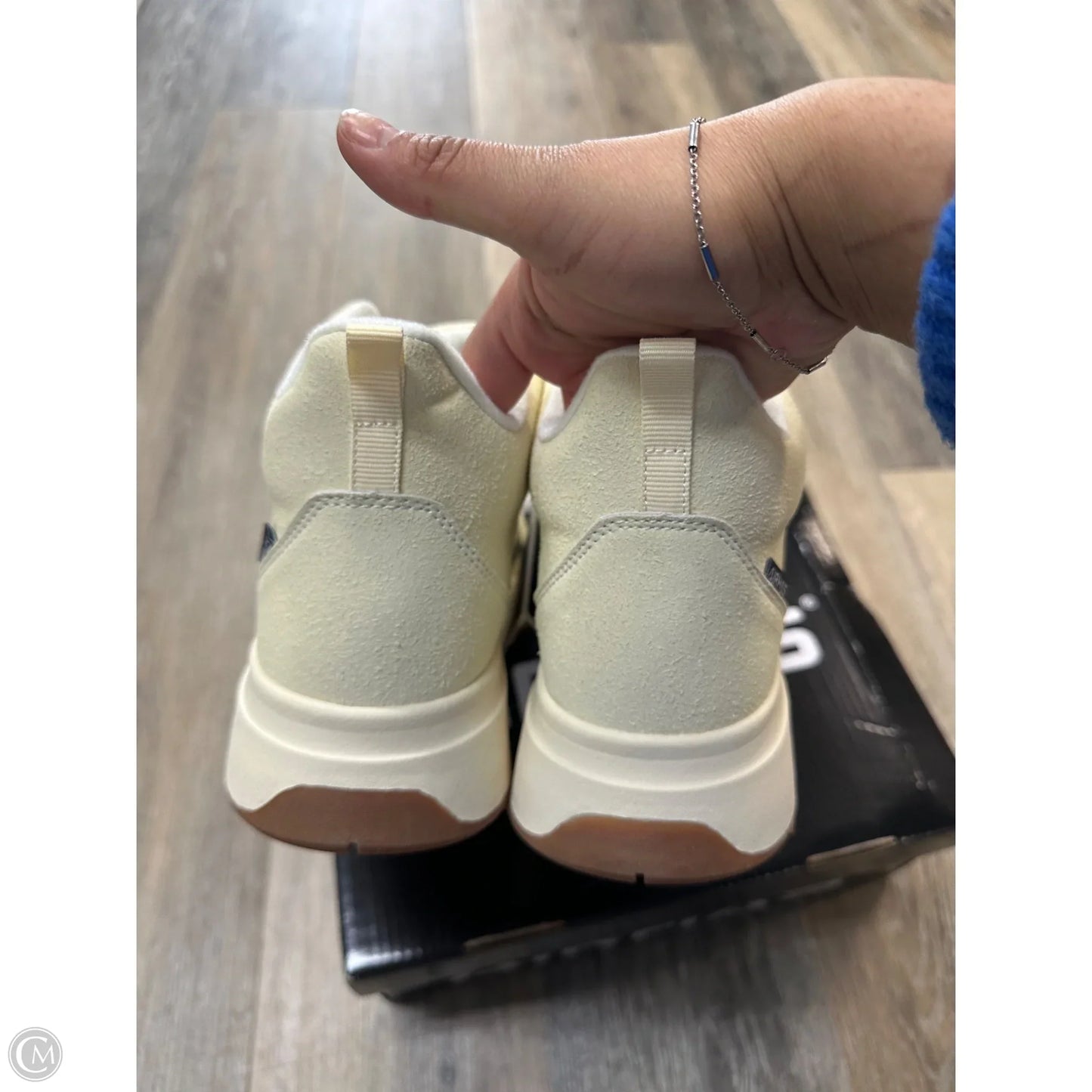 Boots Snow By Airhas In Cream, Size: 8