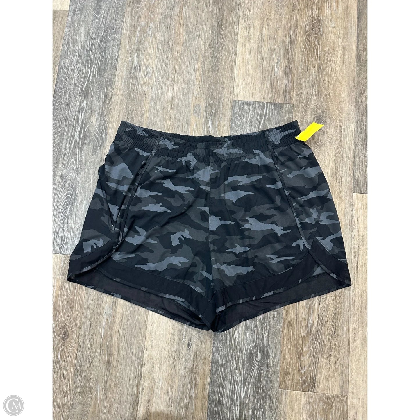 Athletic Shorts By Athleta In Camouflage Print, Size: 1x