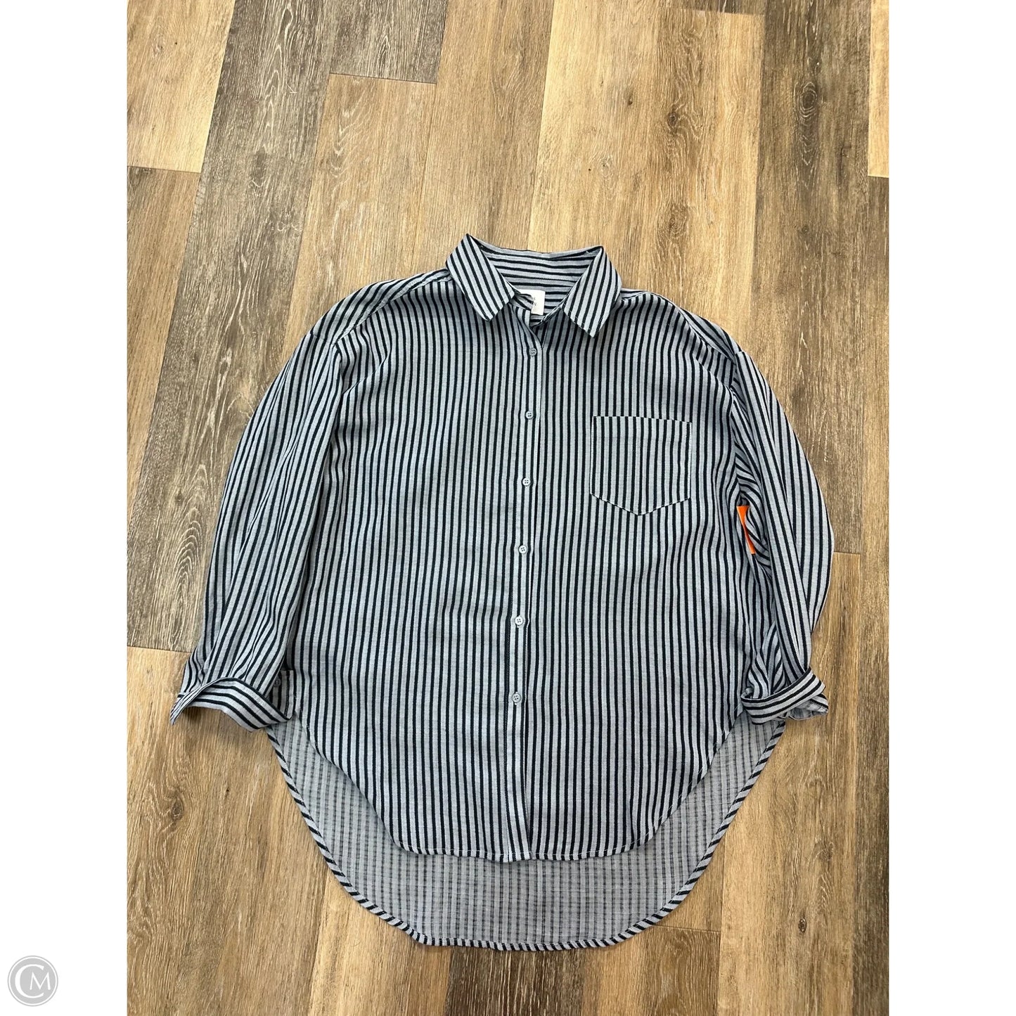 Blouse Long Sleeve By Things Between In Striped Pattern, Size: S