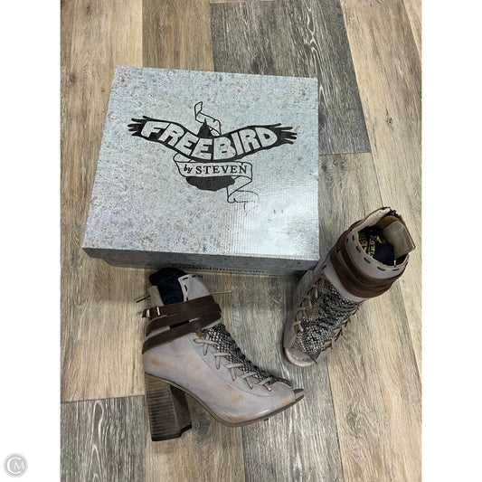 Shoes Heels Block By Freebird In Grey, Size: 9