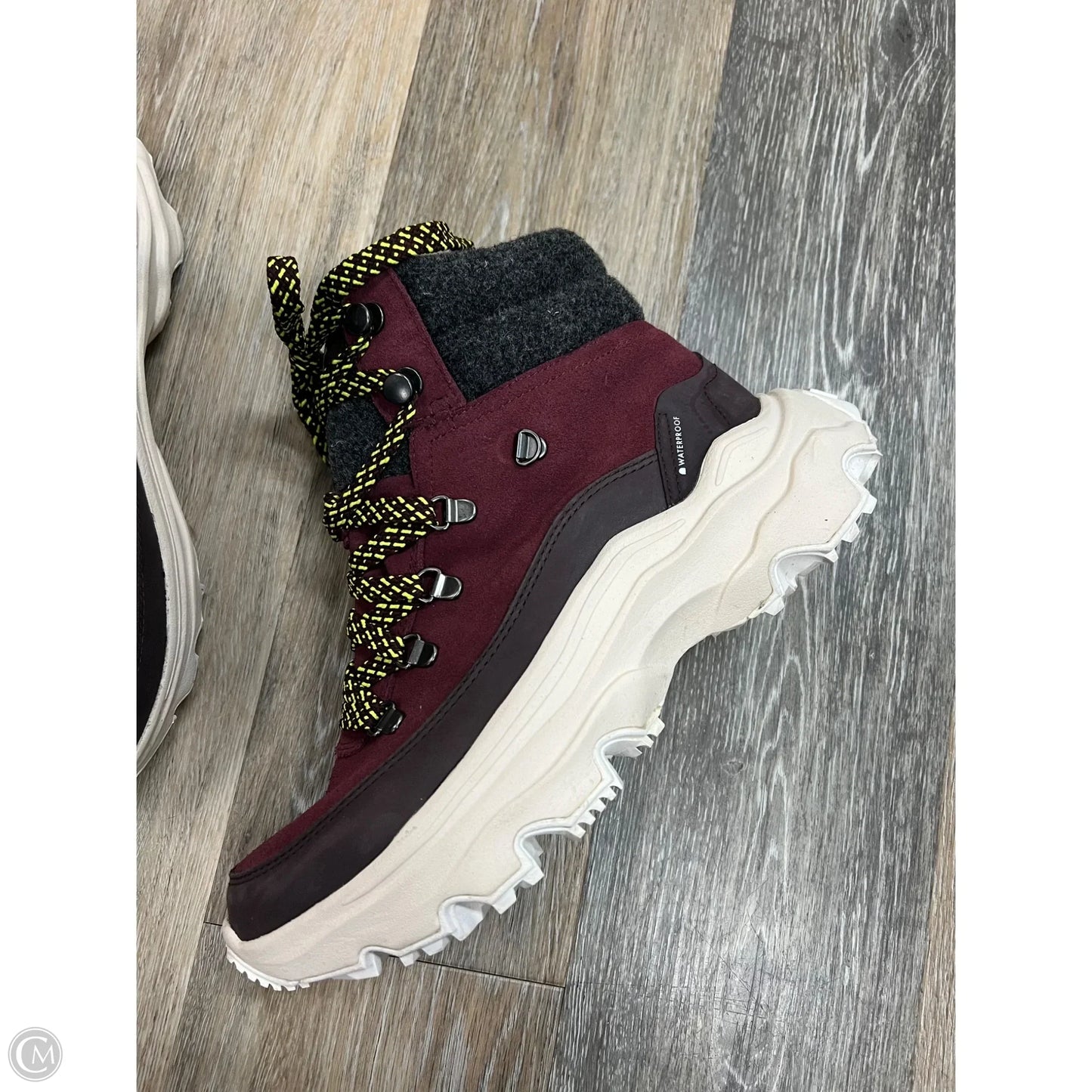 Boots Snow By Sorel In Maroon, Size: 9.5