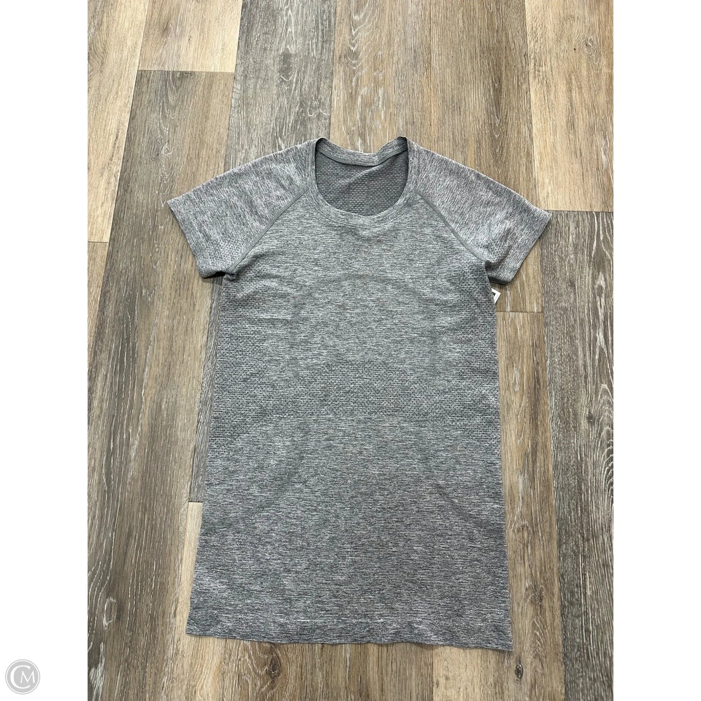 Athletic Top Short Sleeve By Lululemon In Grey, Size: 6
