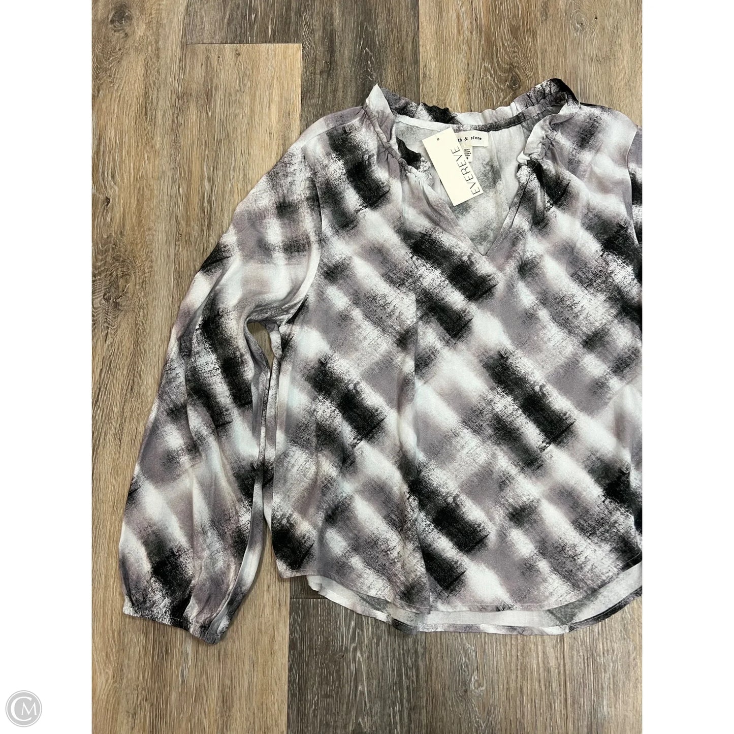 Blouse Long Sleeve By Cloth & Stone In Grey & White, Size: M