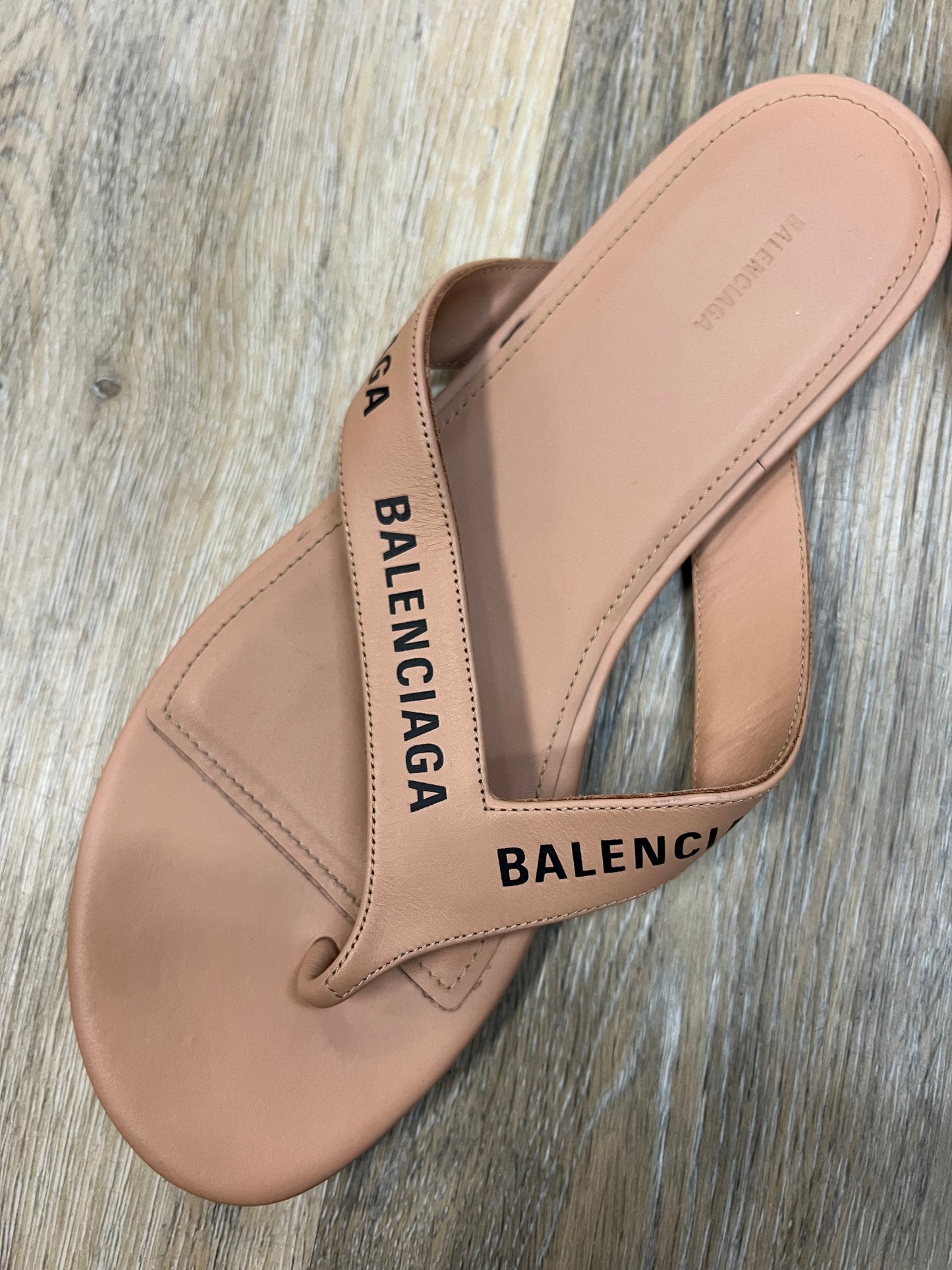 Tan Sandals Designer Balenciaga, Size 7.5/37.5