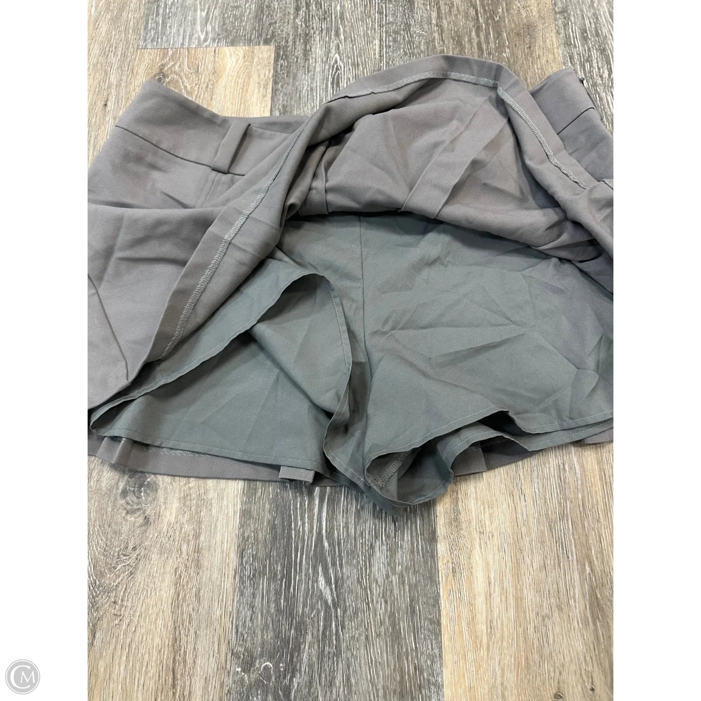 Skirt Mini & Short By Abercrombie And Fitch In Grey, Size: L