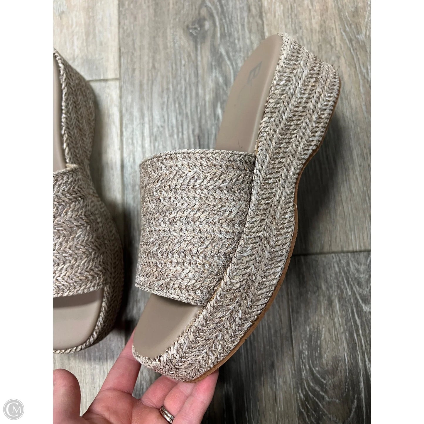 Sandals Flats By Seychelles In Tan, Size: 9