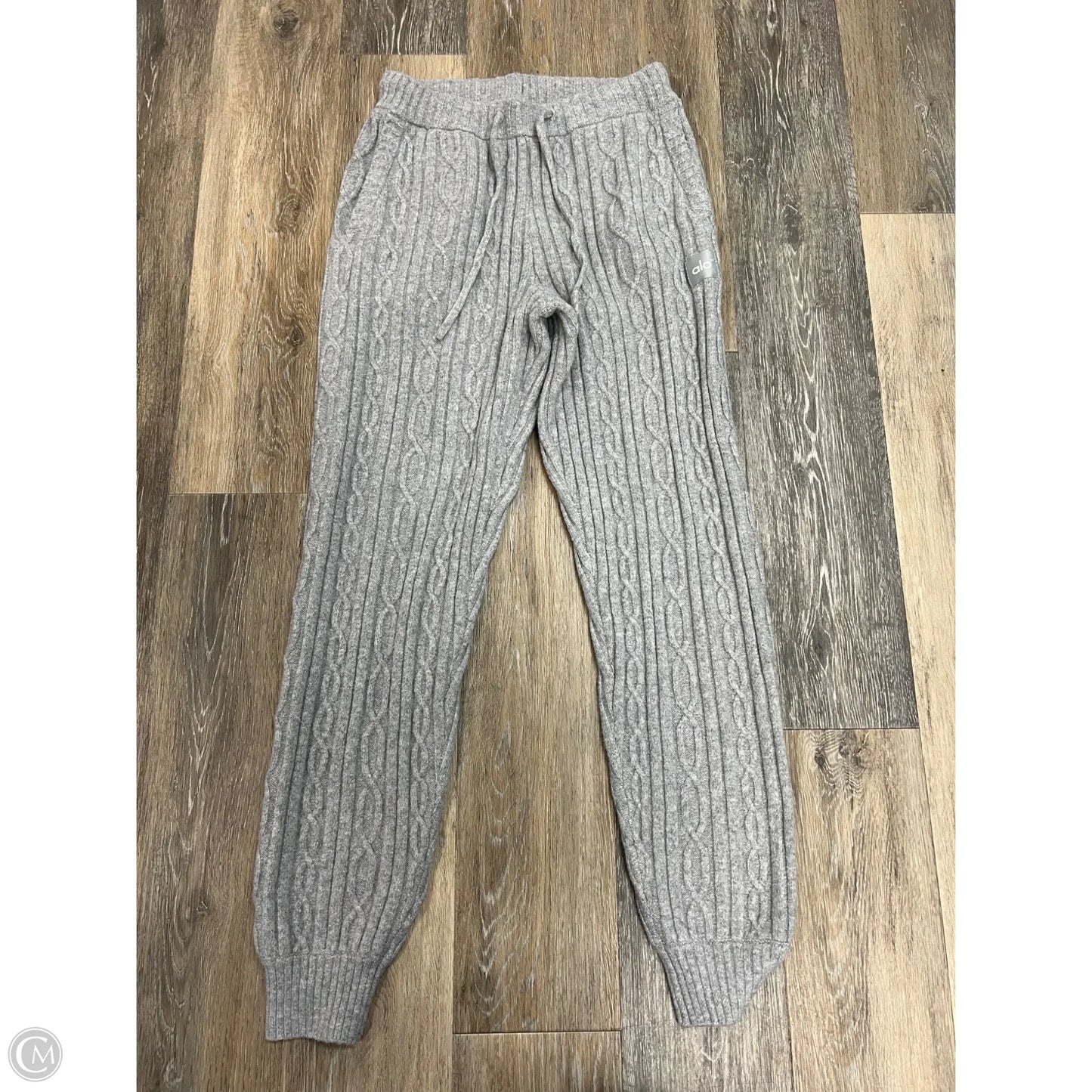 Athletic Pants By Alo In Grey, Size: S