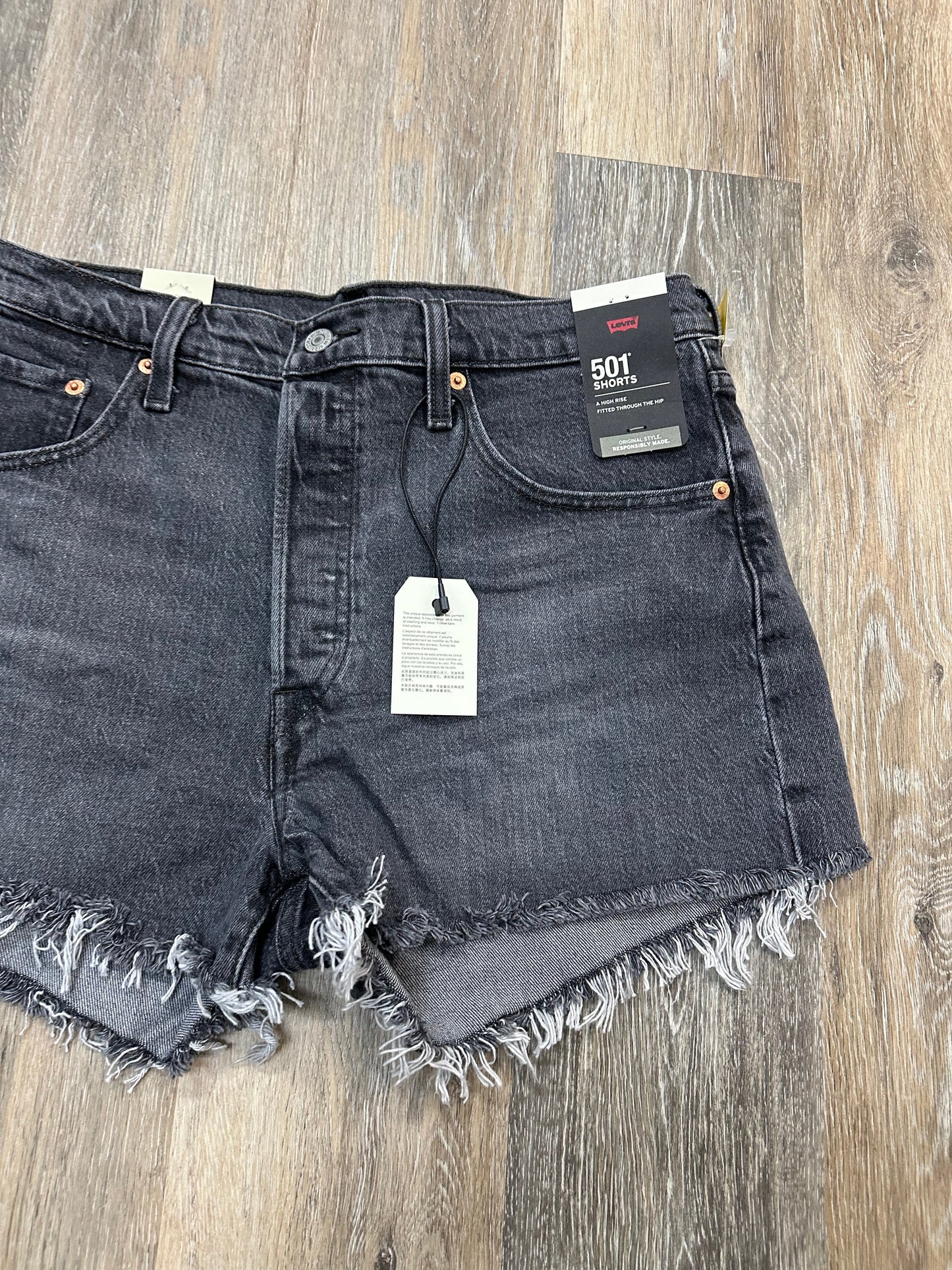 Shorts By Levis In Black Denim, Size: 14