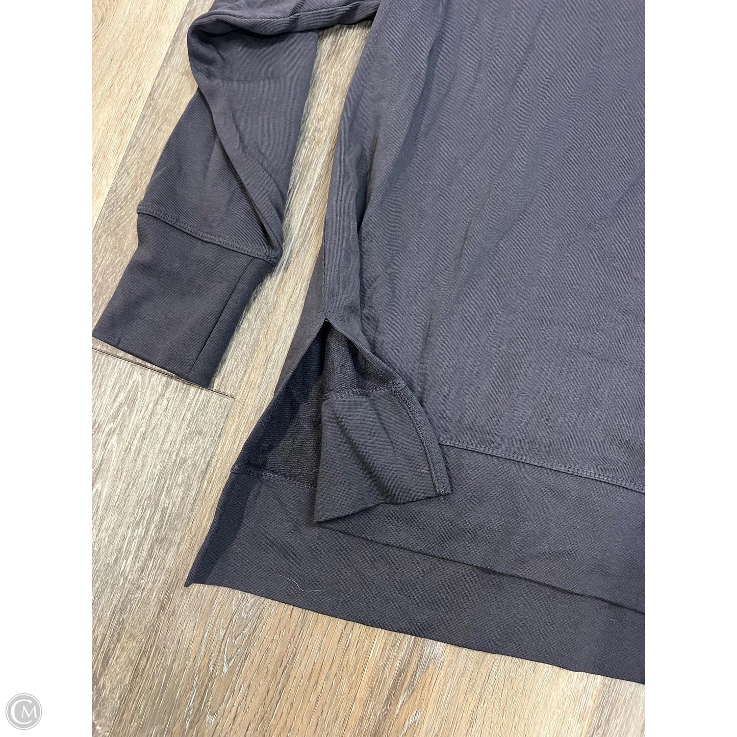 Athletic Top Long Sleeve Crewneck By Sweaty Betty In Grey, Size: Xxl