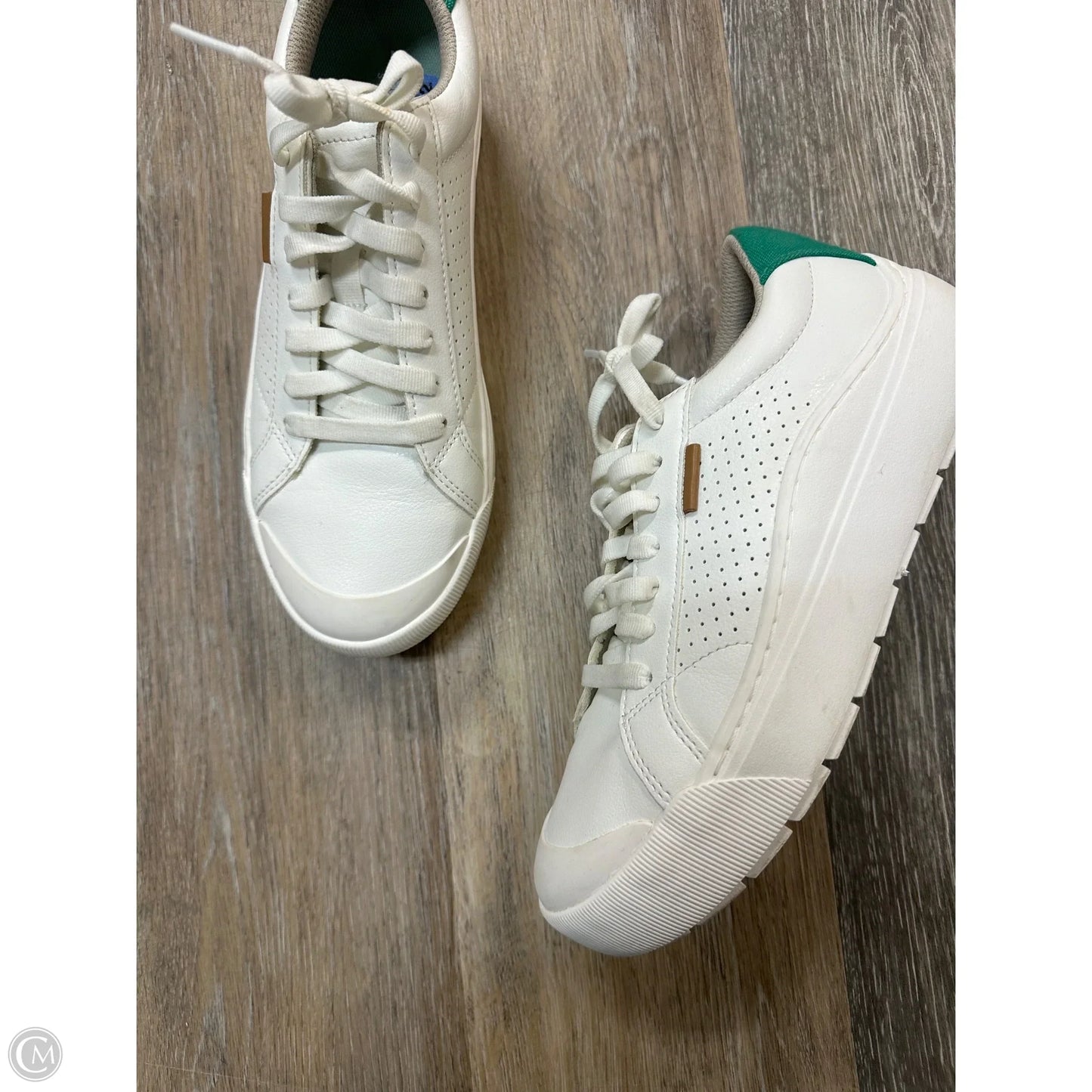 Shoes Athletic By Dr Scholls In White, Size: 7.5