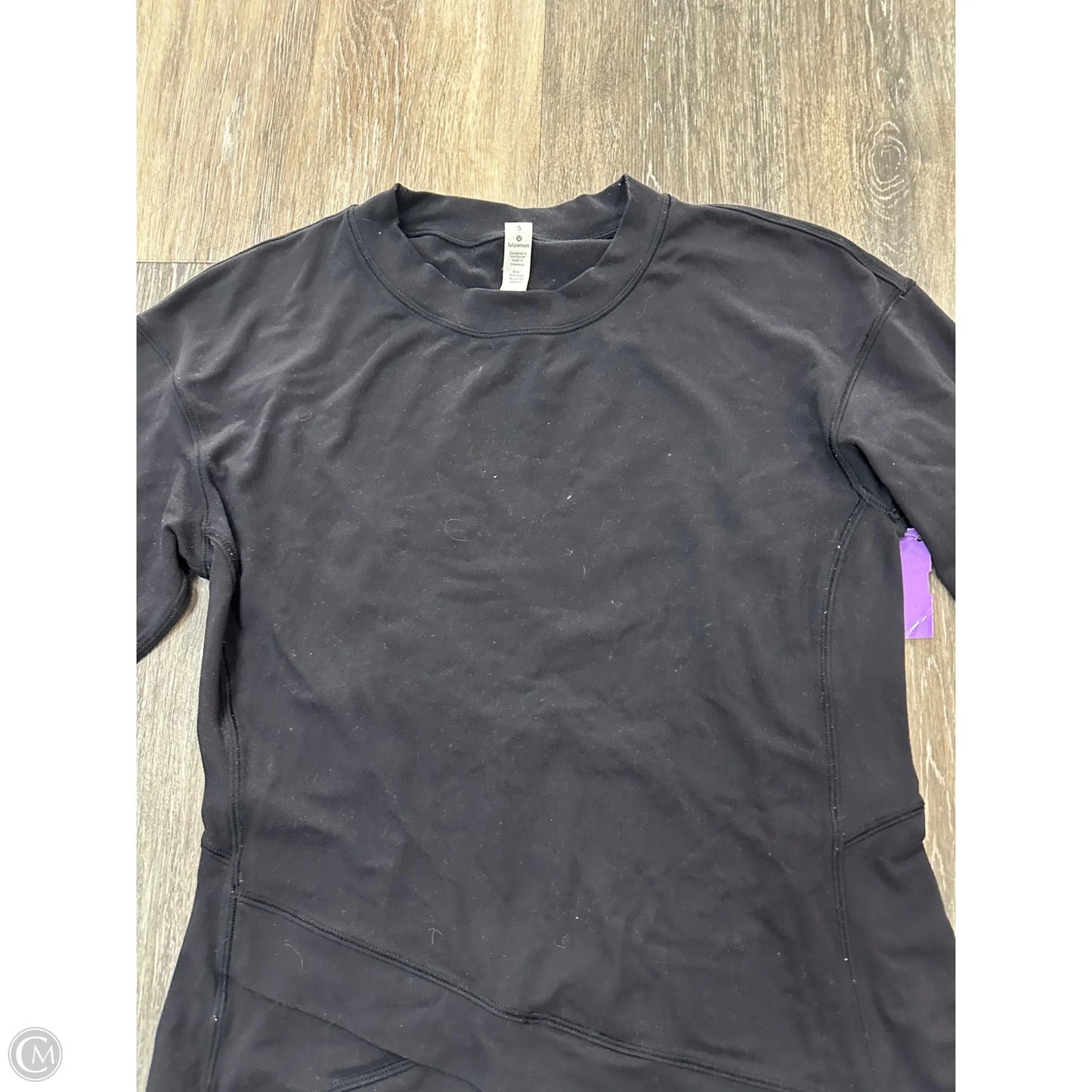 Athletic Top Long Sleeve Collar By Lululemon In Black, Size: S
