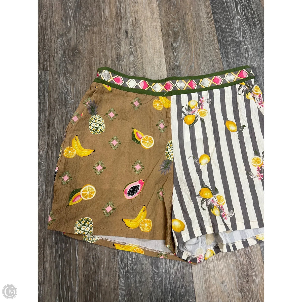 Shorts By Hem & Thread In Brown, Size: L