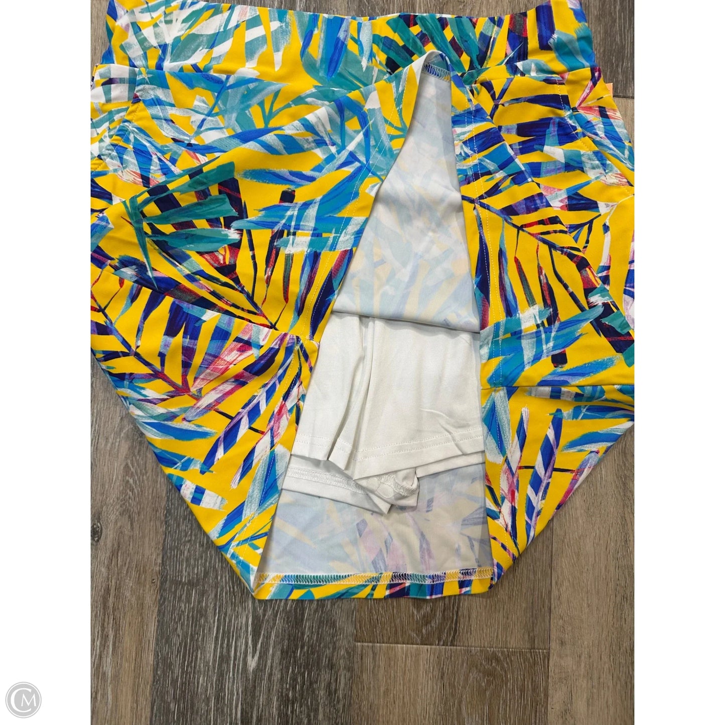 Athletic Skort By Periwinkle In Tropical Print, Size: M