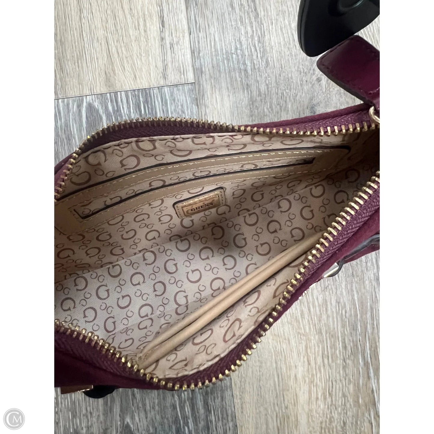 Handbag By Guess, Size: Small
