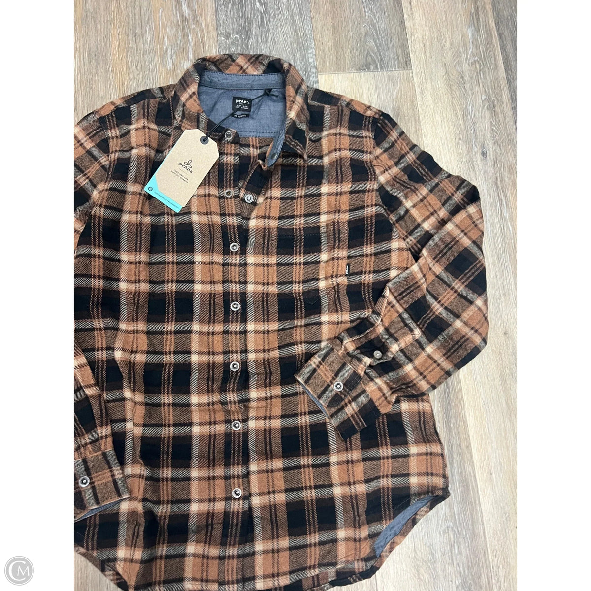 Blouse Long Sleeve By Prana In Plaid Pattern, Size: M