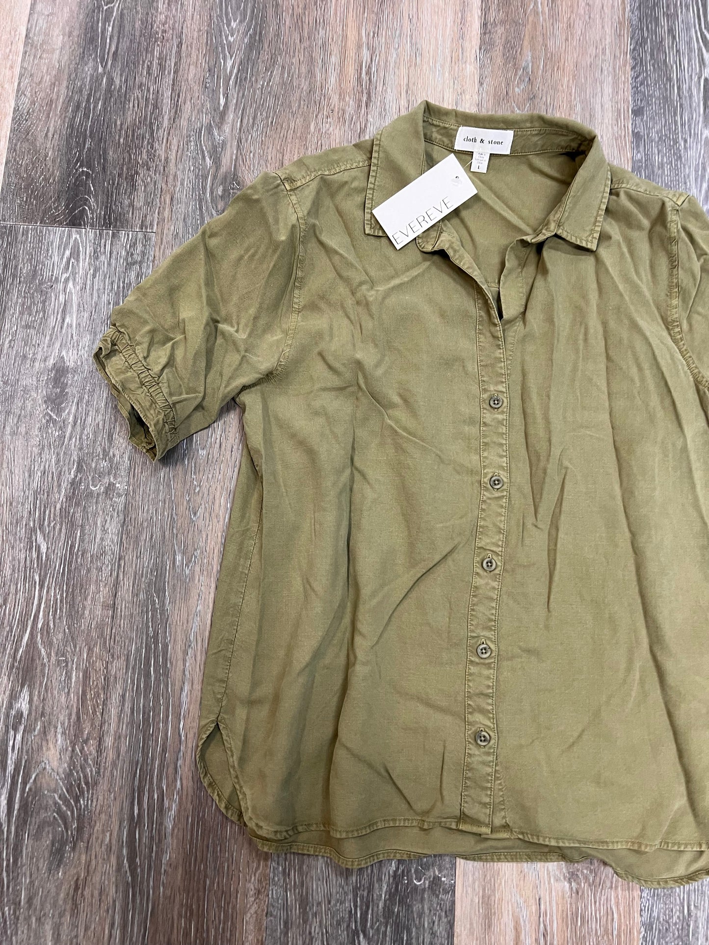 Blouse Short Sleeve By Cloth & Stone In Green, Size: L