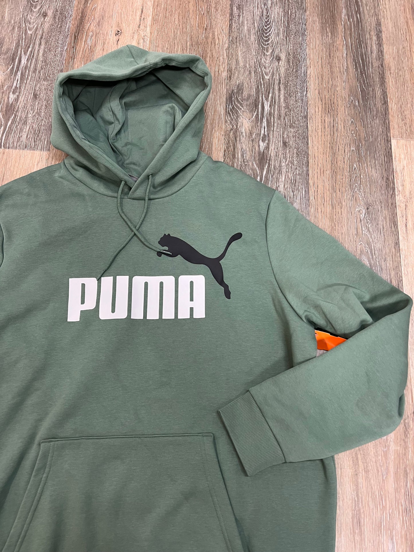 Athletic Sweatshirt Hoodie By Puma In Green, Size: Xl