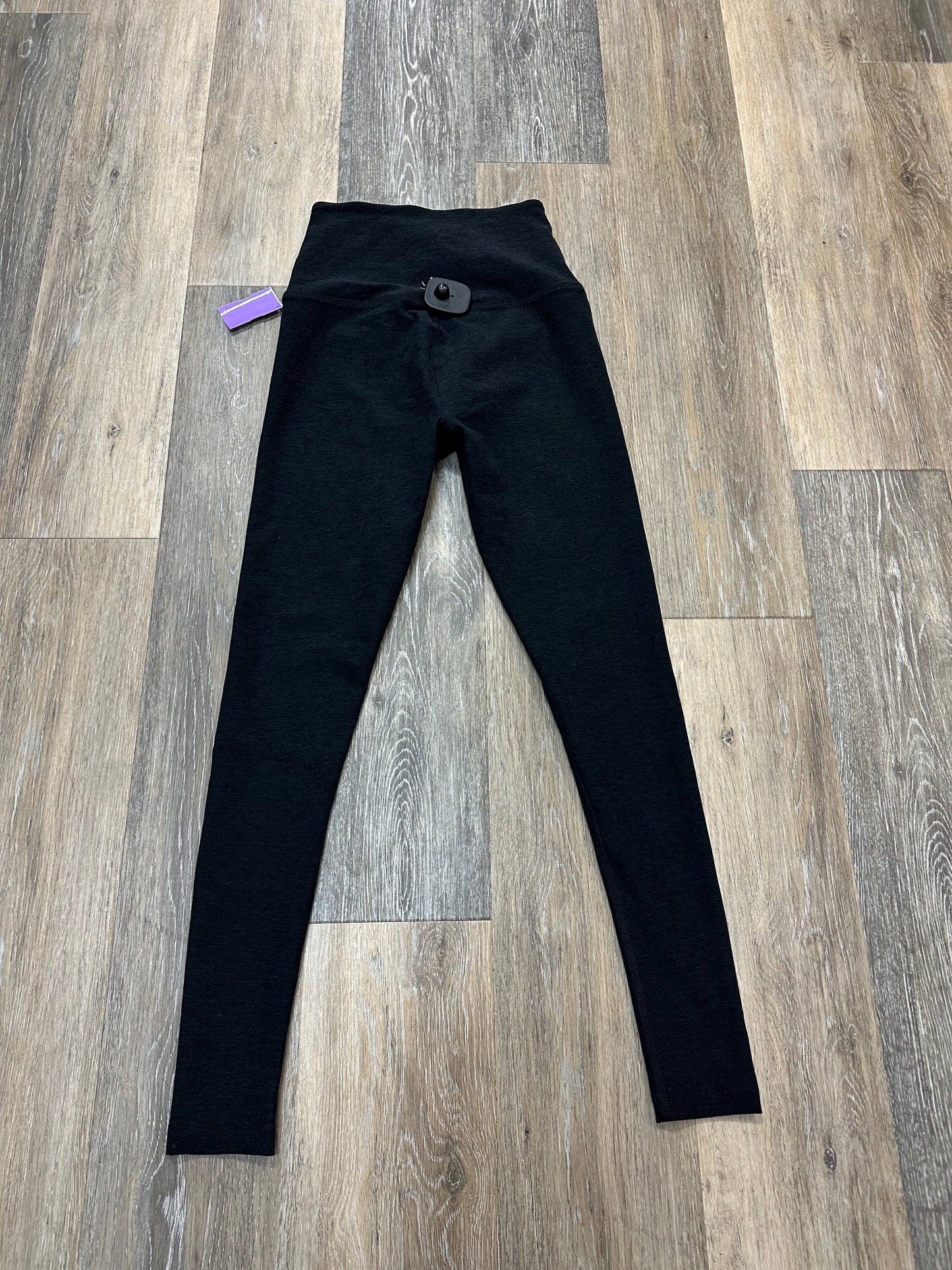 Athletic Leggings By Beyond Yoga In Grey, Size: S