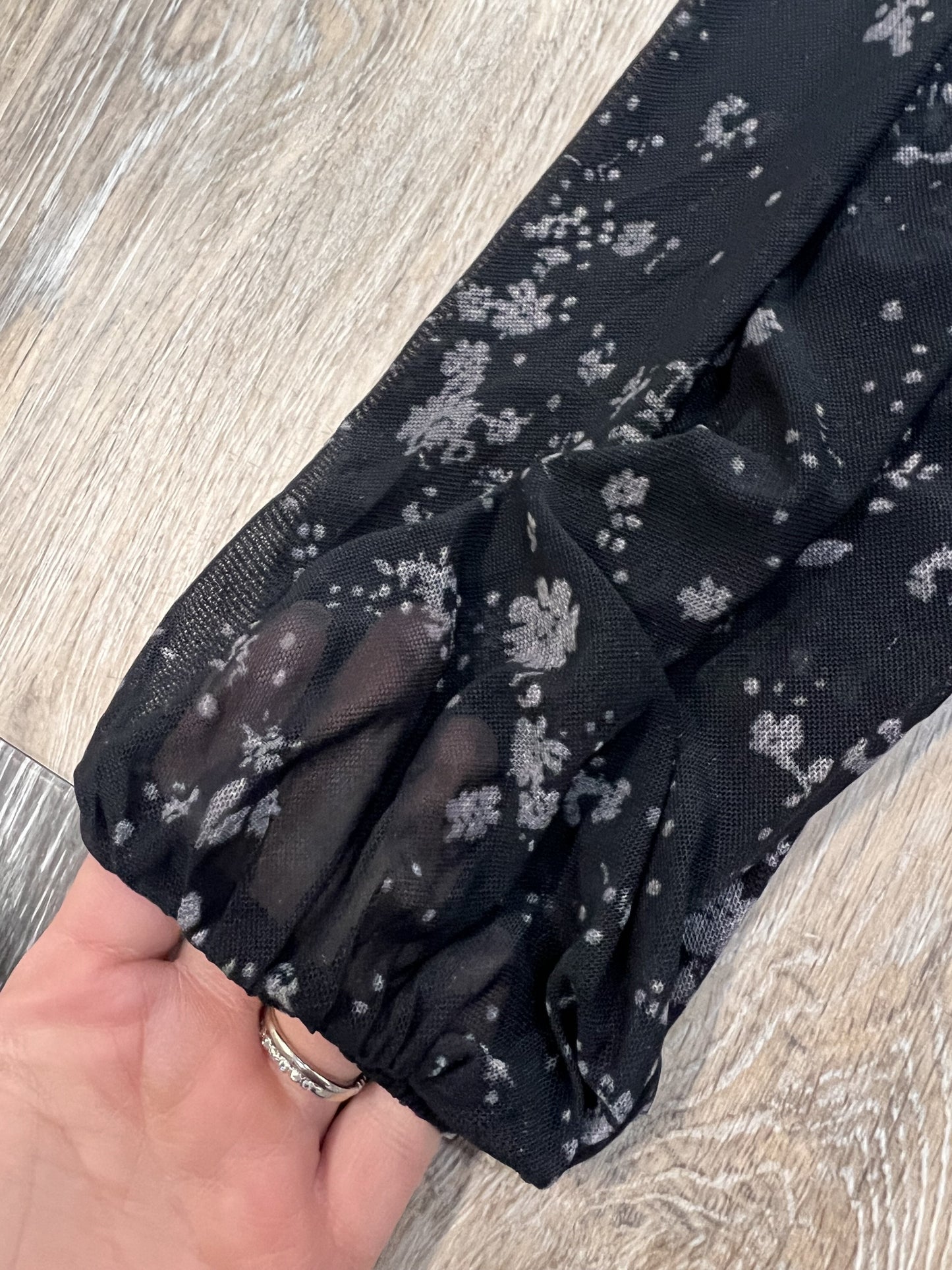 Blouse Long Sleeve By Sanctuary  Size: Xs