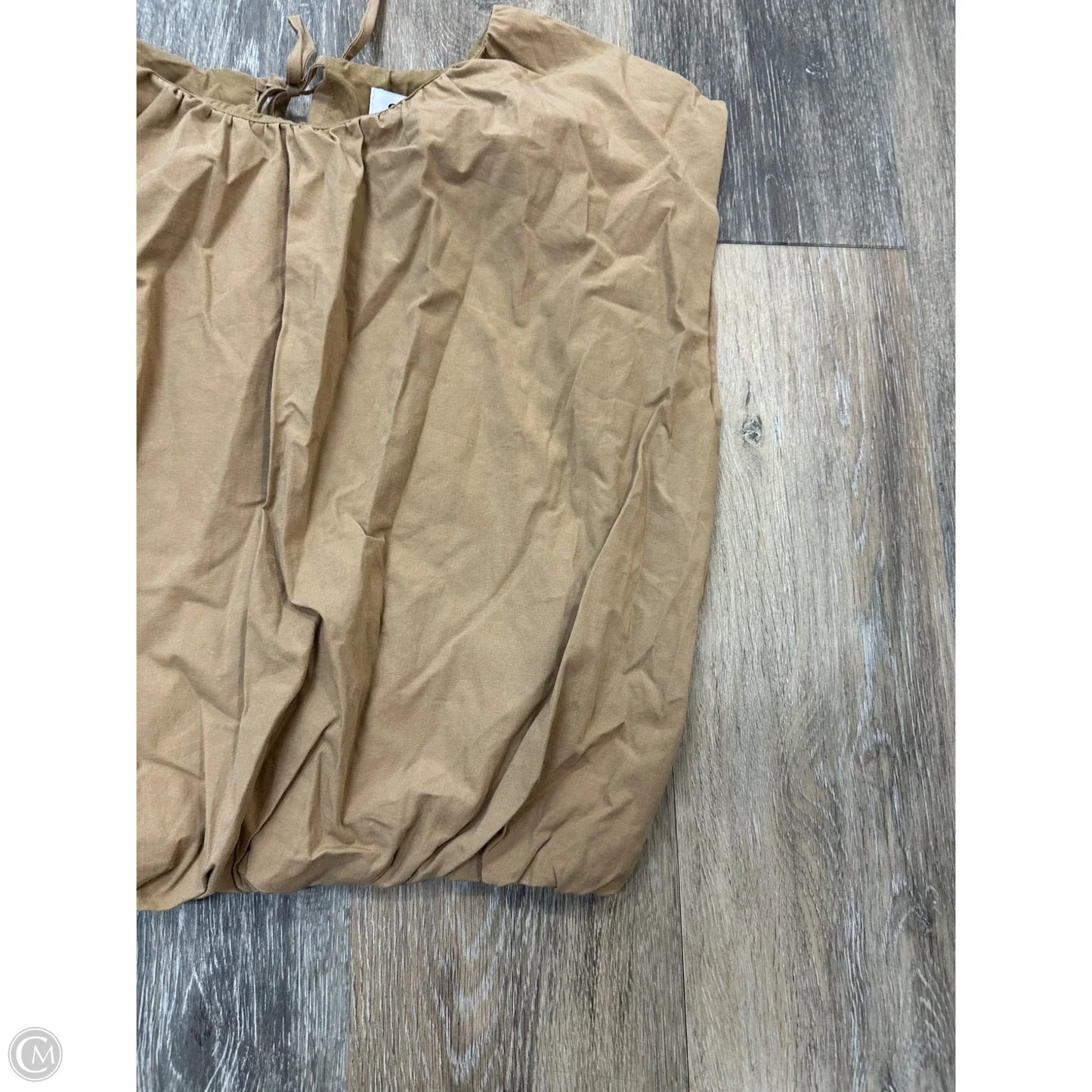 Top Sleeveless By Gilli In Tan, Size: L