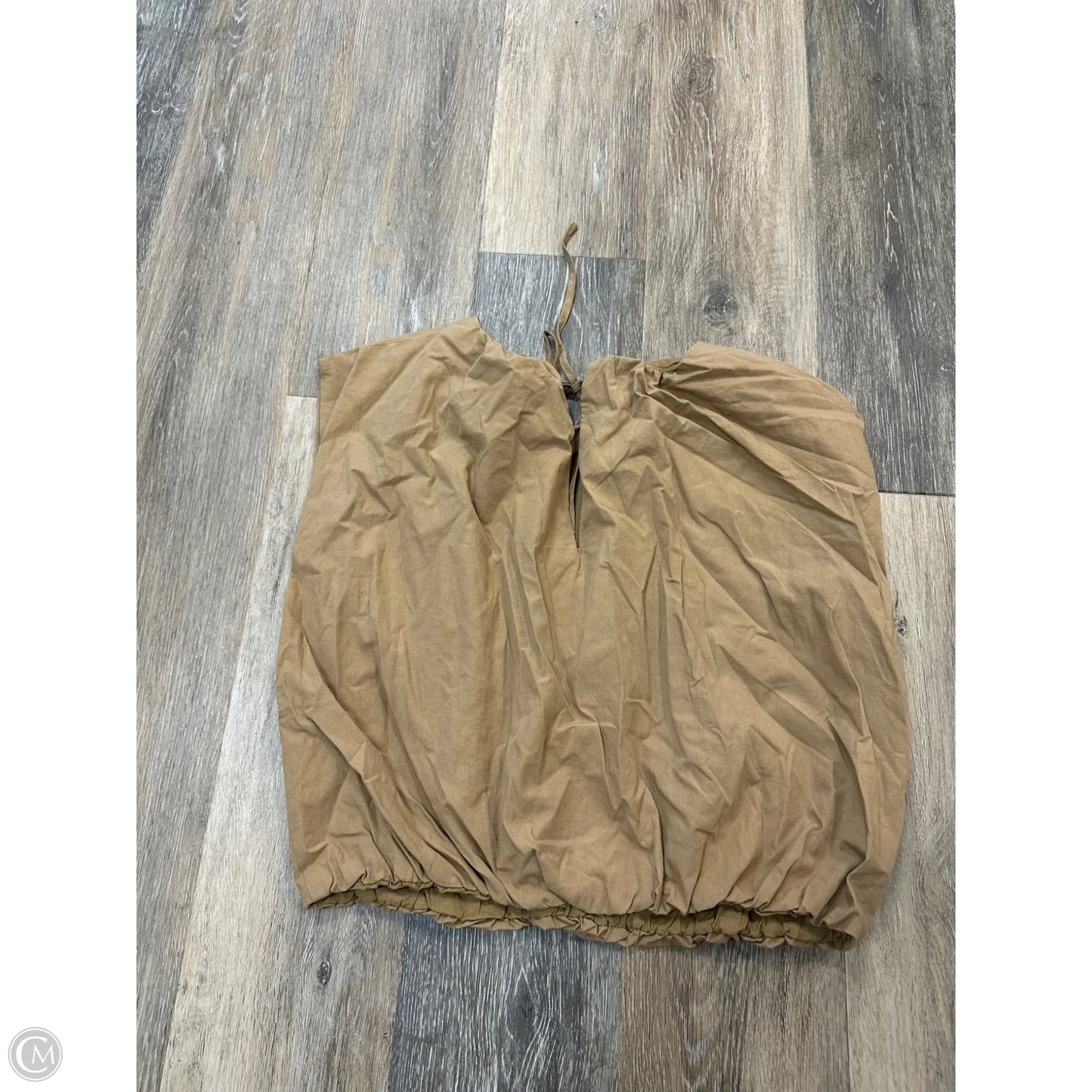 Top Sleeveless By Gilli In Tan, Size: L