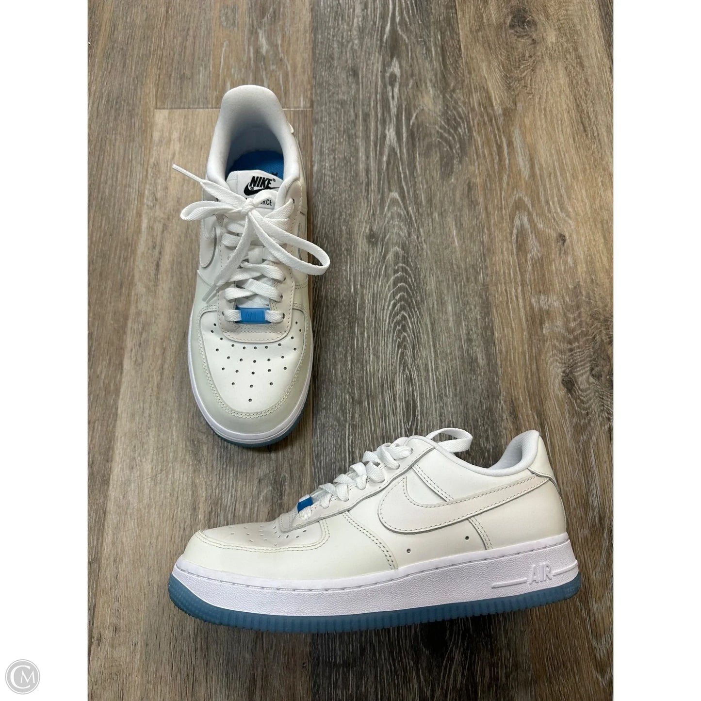 Shoes Athletic By Nike In Cream, Size: 7