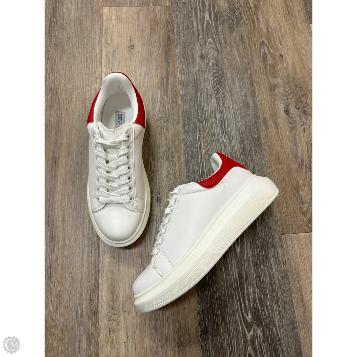Shoes Sneakers By Steve Madden In White, Size: 7.5