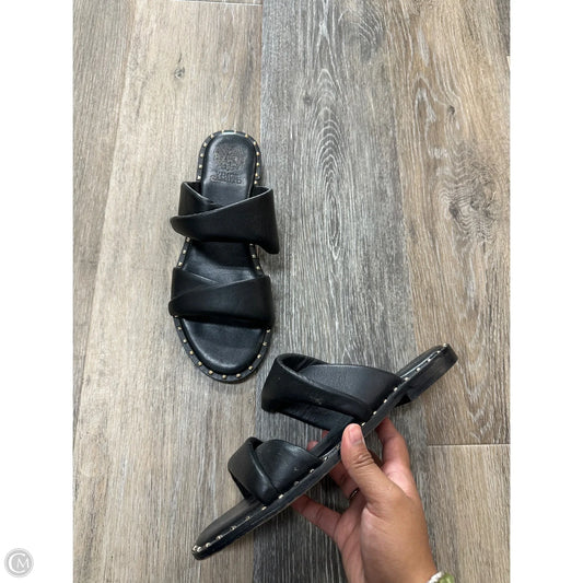 Sandals Flats By Vince Camuto In Black, Size: 7.5