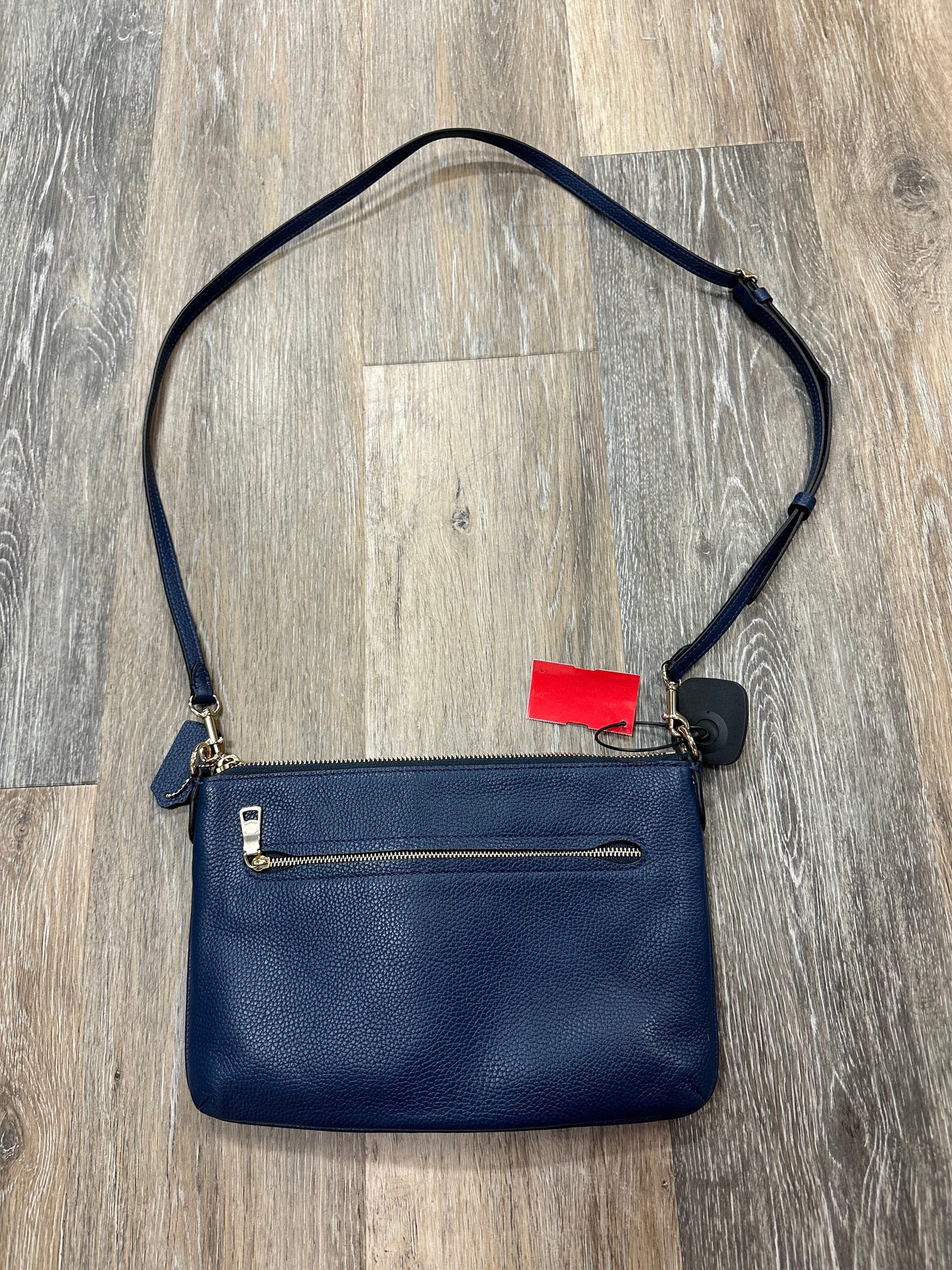 Handbag Designer By Coach  Size: Small