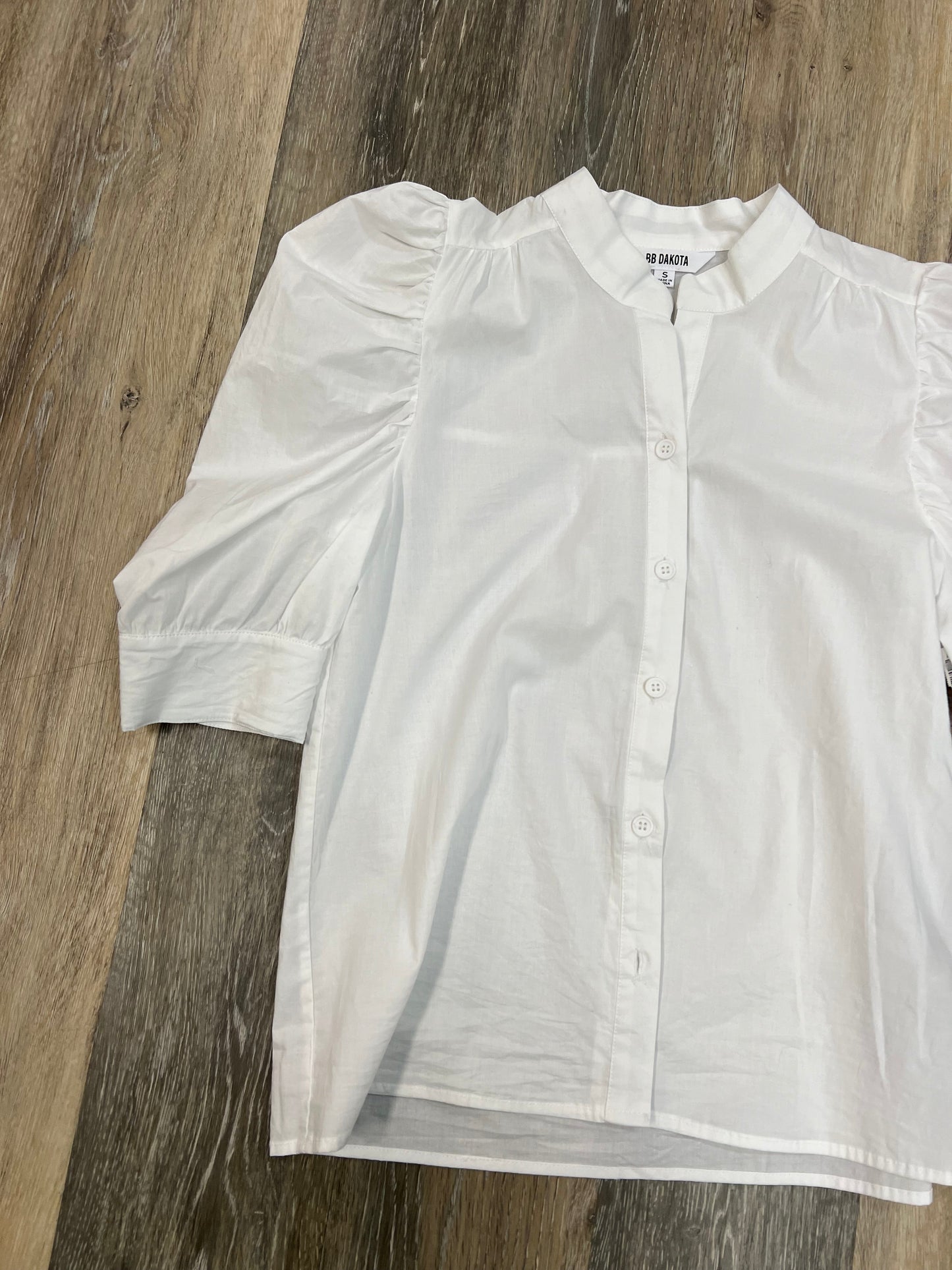 White Blouse Short Sleeve Bb Dakota, Size S