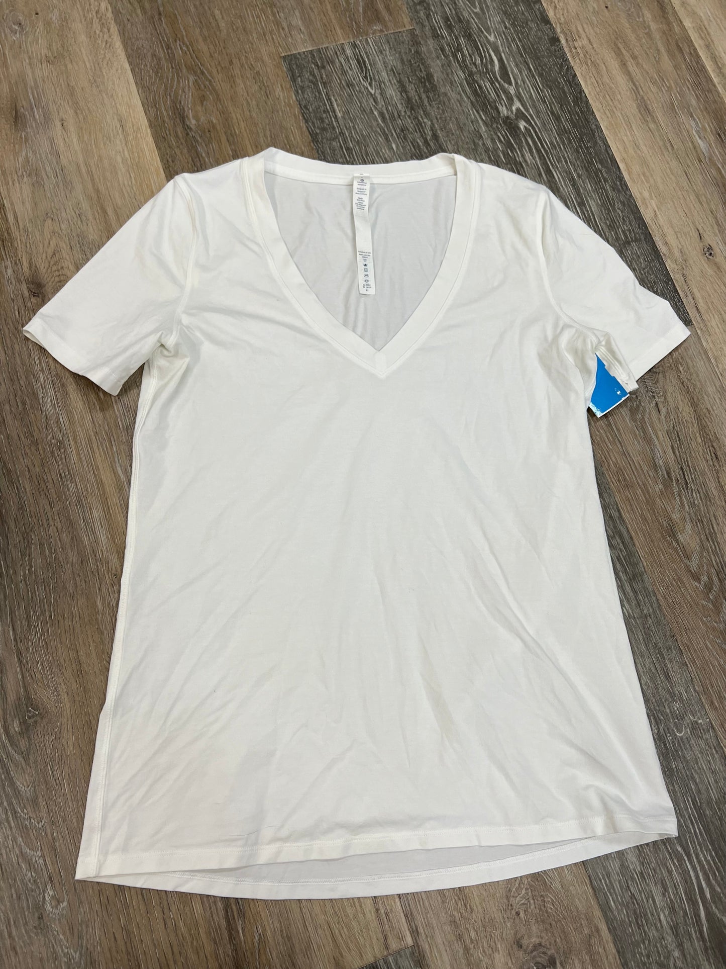 White Athletic Top Short Sleeve Lululemon, Size 6