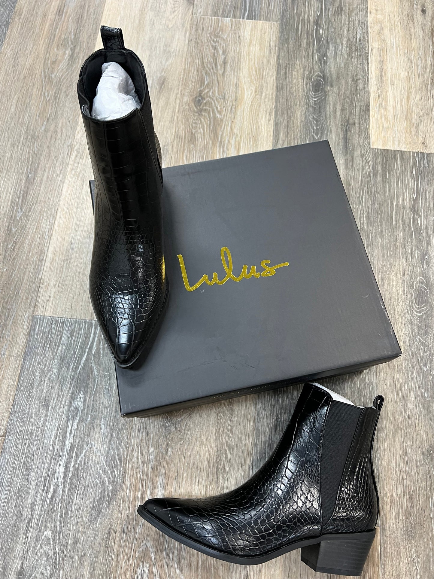 Black Boots Ankle Heels Lulu, Size 6