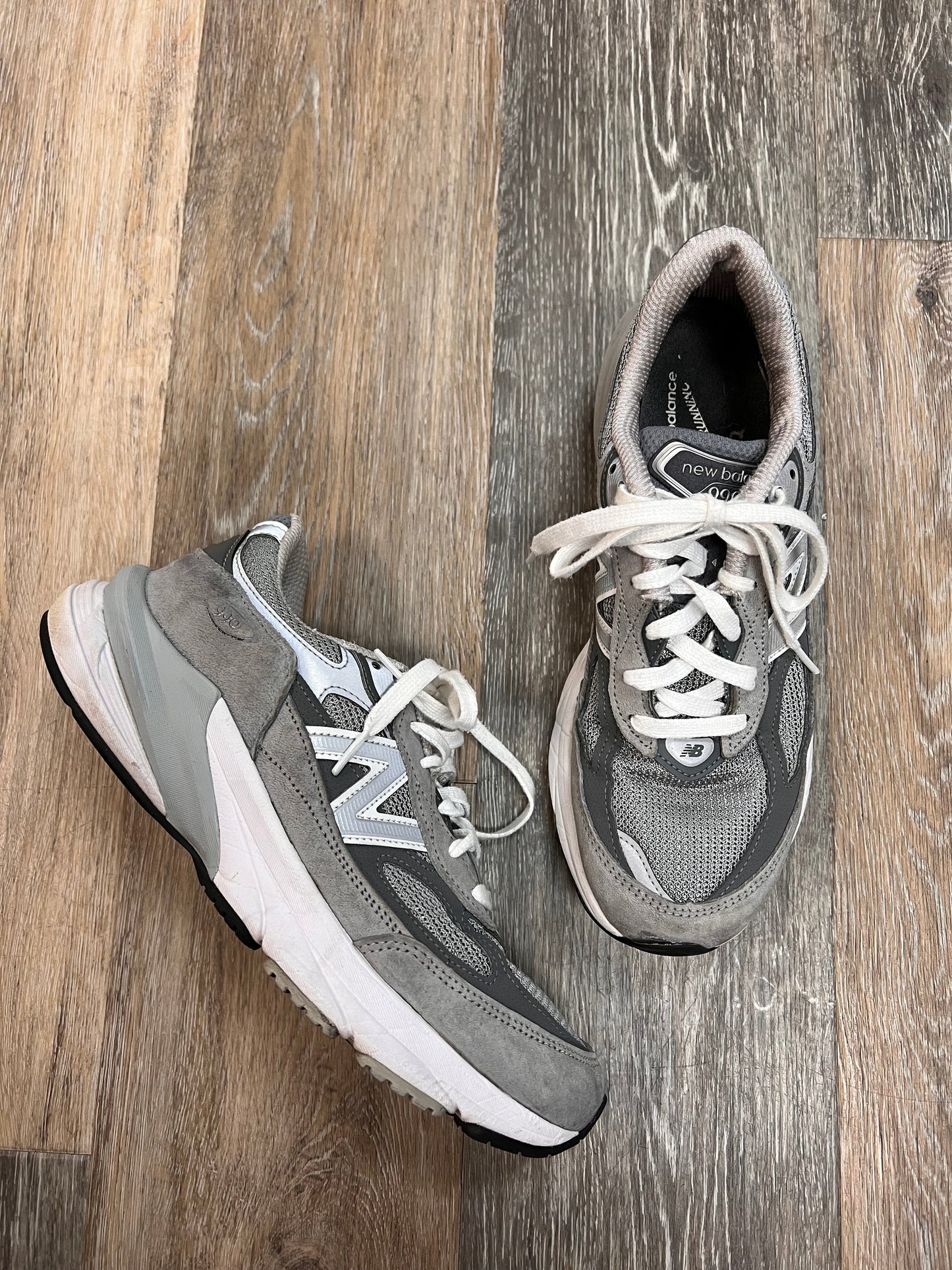 Shoes Sneakers By New Balance In Grey, Size: 8