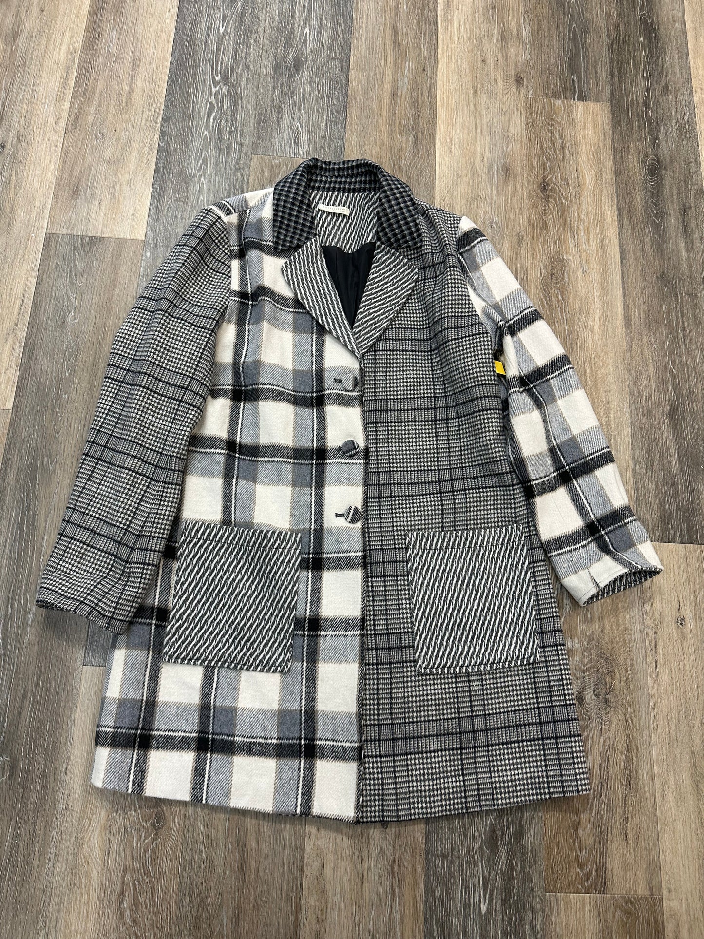 Jacket Shirt By Lovestitch In Plaid Pattern, Size: L