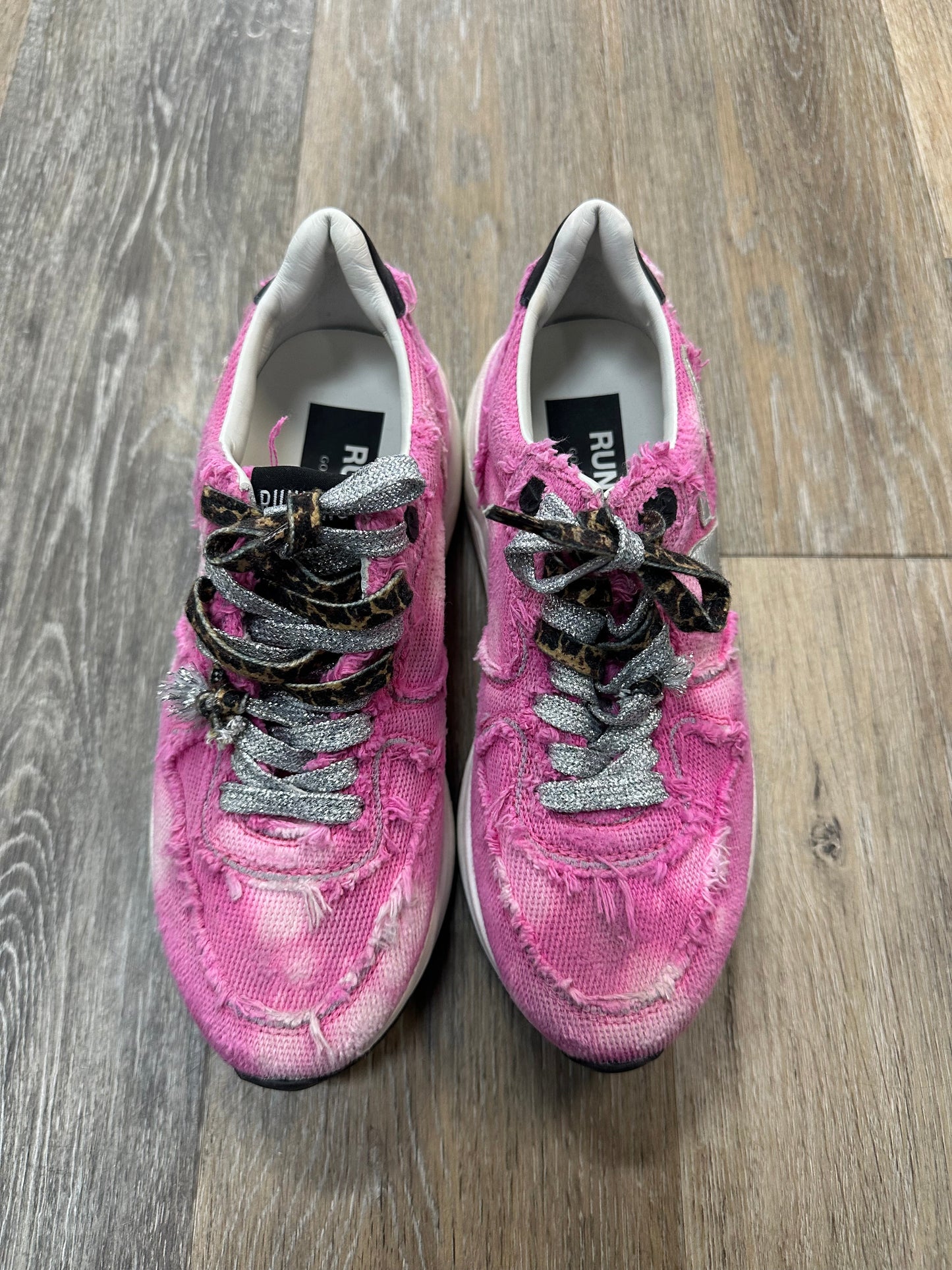 Shoes Designer By Golden Goose In Pink, Size: 7