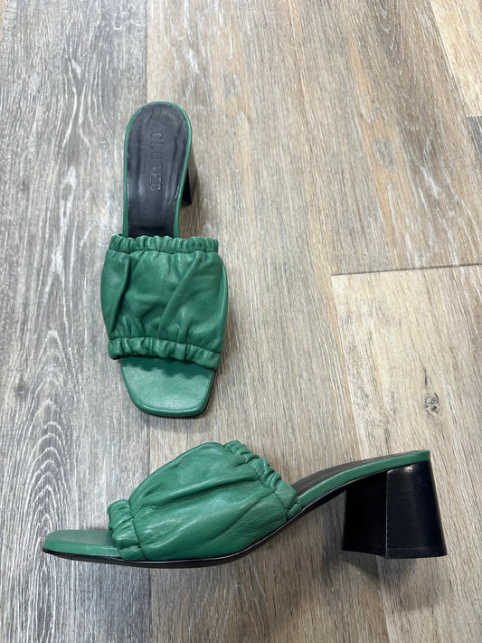 Shoes Designer By Closed In Green, Size: 8