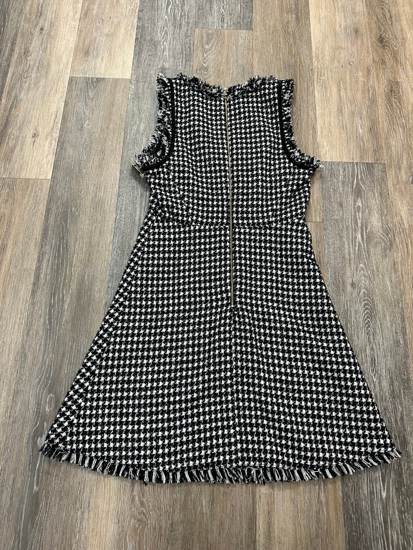 Dress Designer By Kate Spade In Black & White, Size: 2